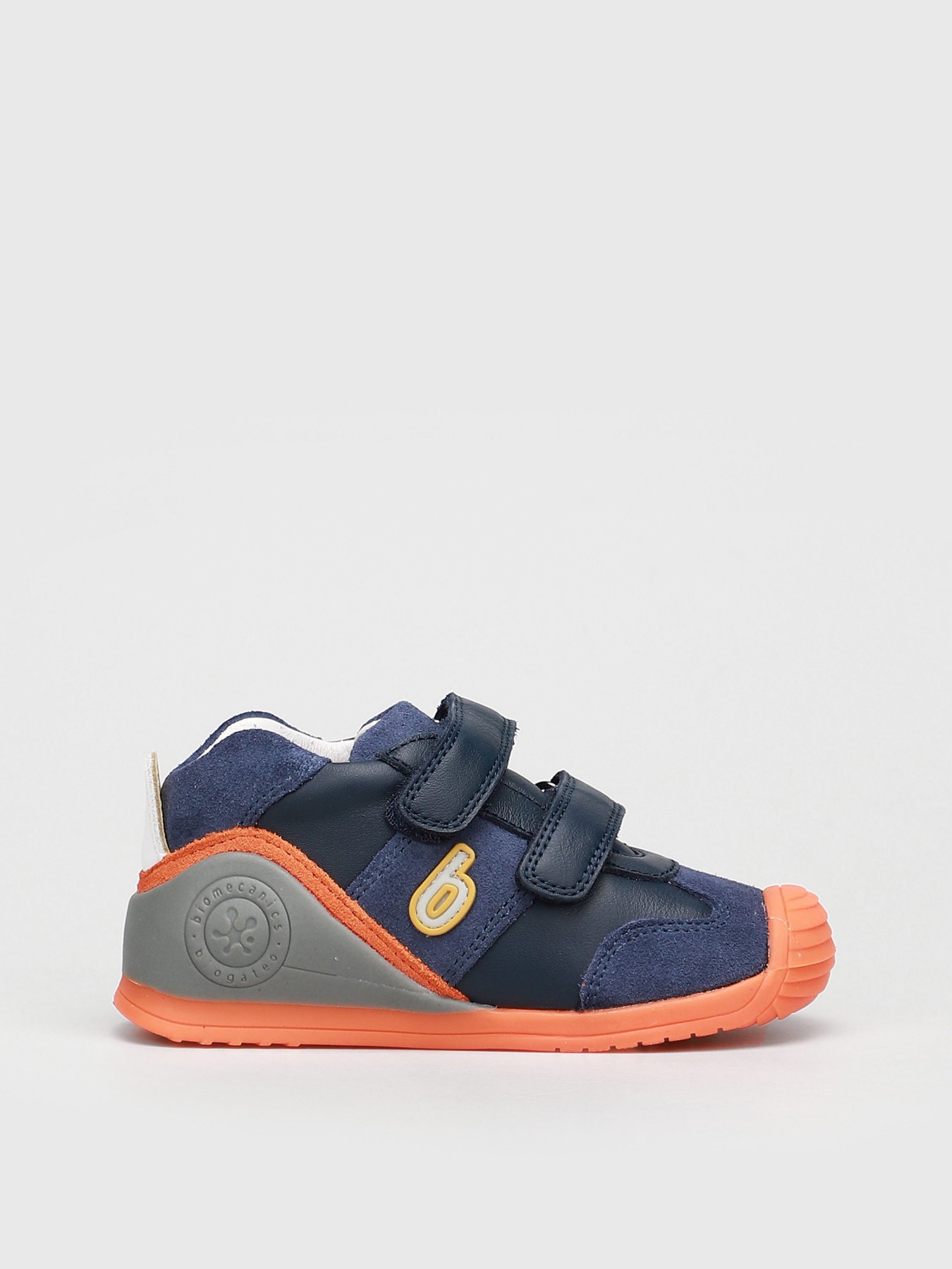 Напівчеревики Biomecanics модель 212151-A Фото