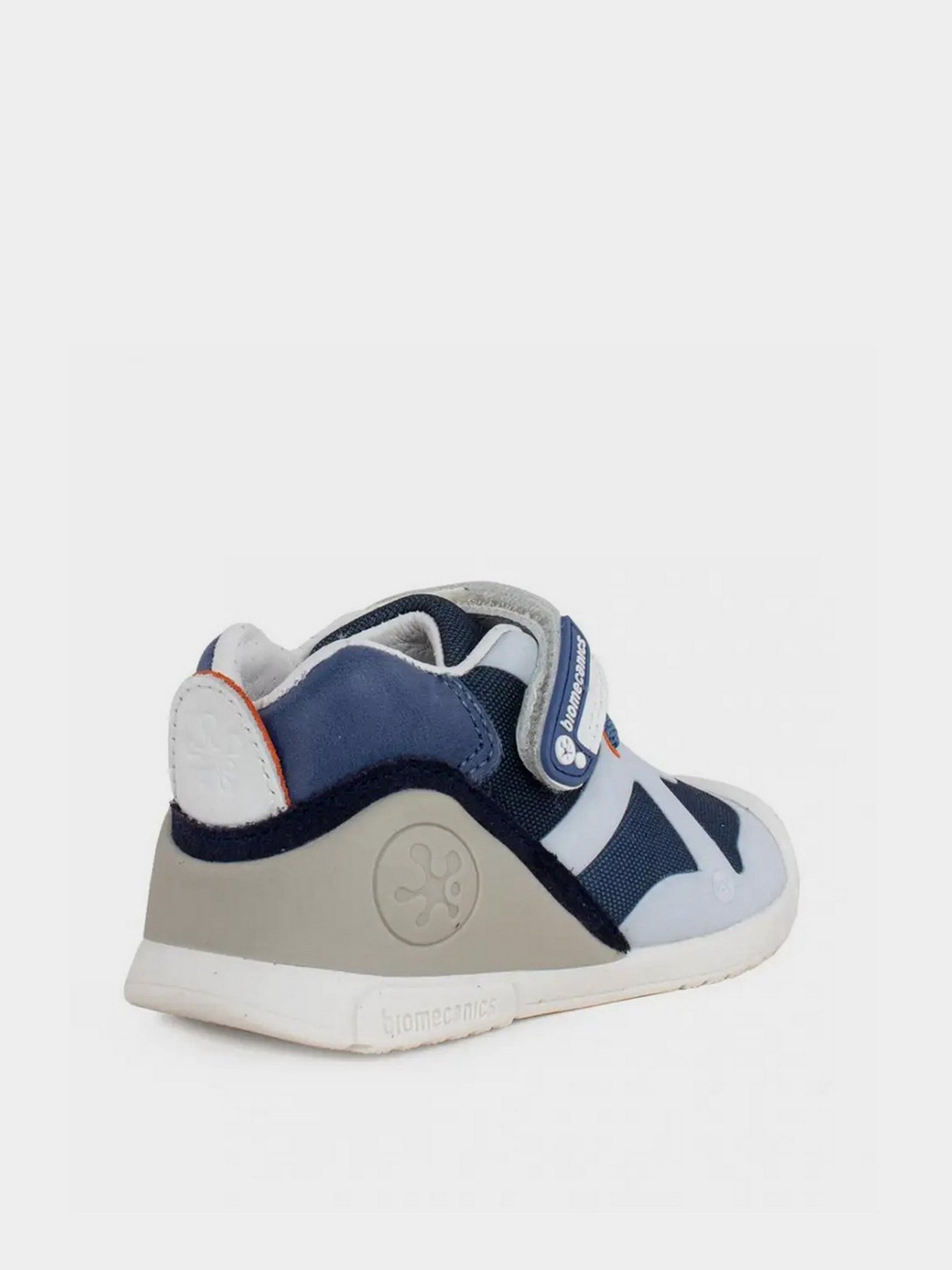 Кросівки повсякденні Biomecanics модель 222131-A Фото