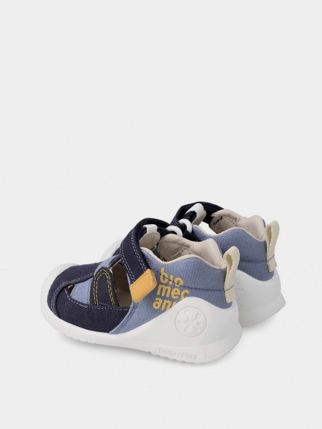 Сандалии Biomecanics модель 232187-A Фото