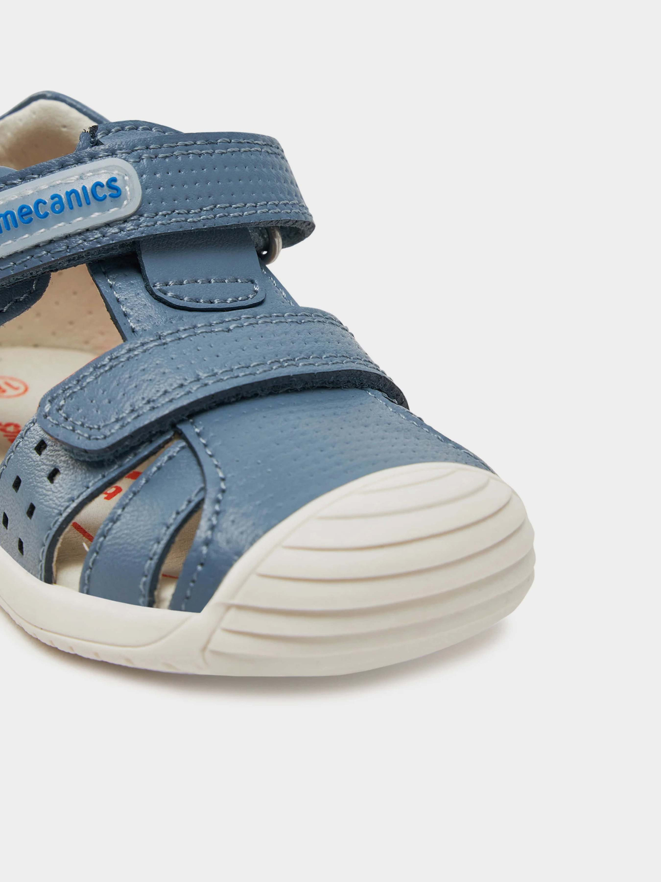 Сандалії Biomecanics модель 252124-A631 Фото