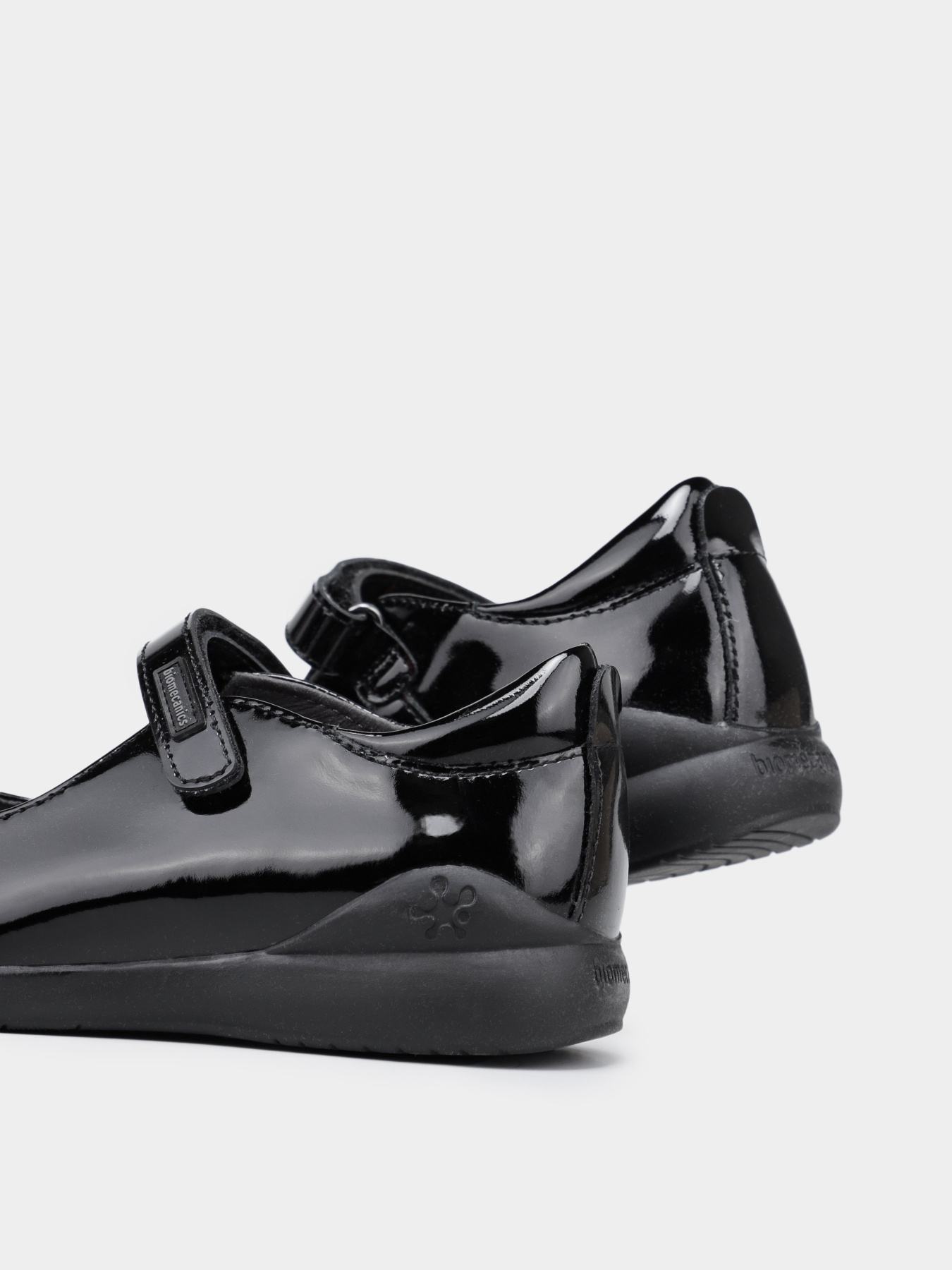 Балетки Biomecanics модель 211100-C Фото