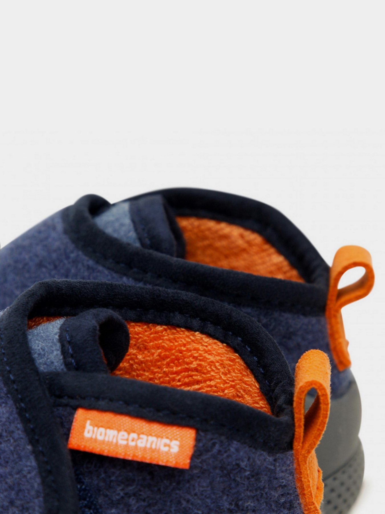 Полуботинки Biomecanics модель 211161-A Фото