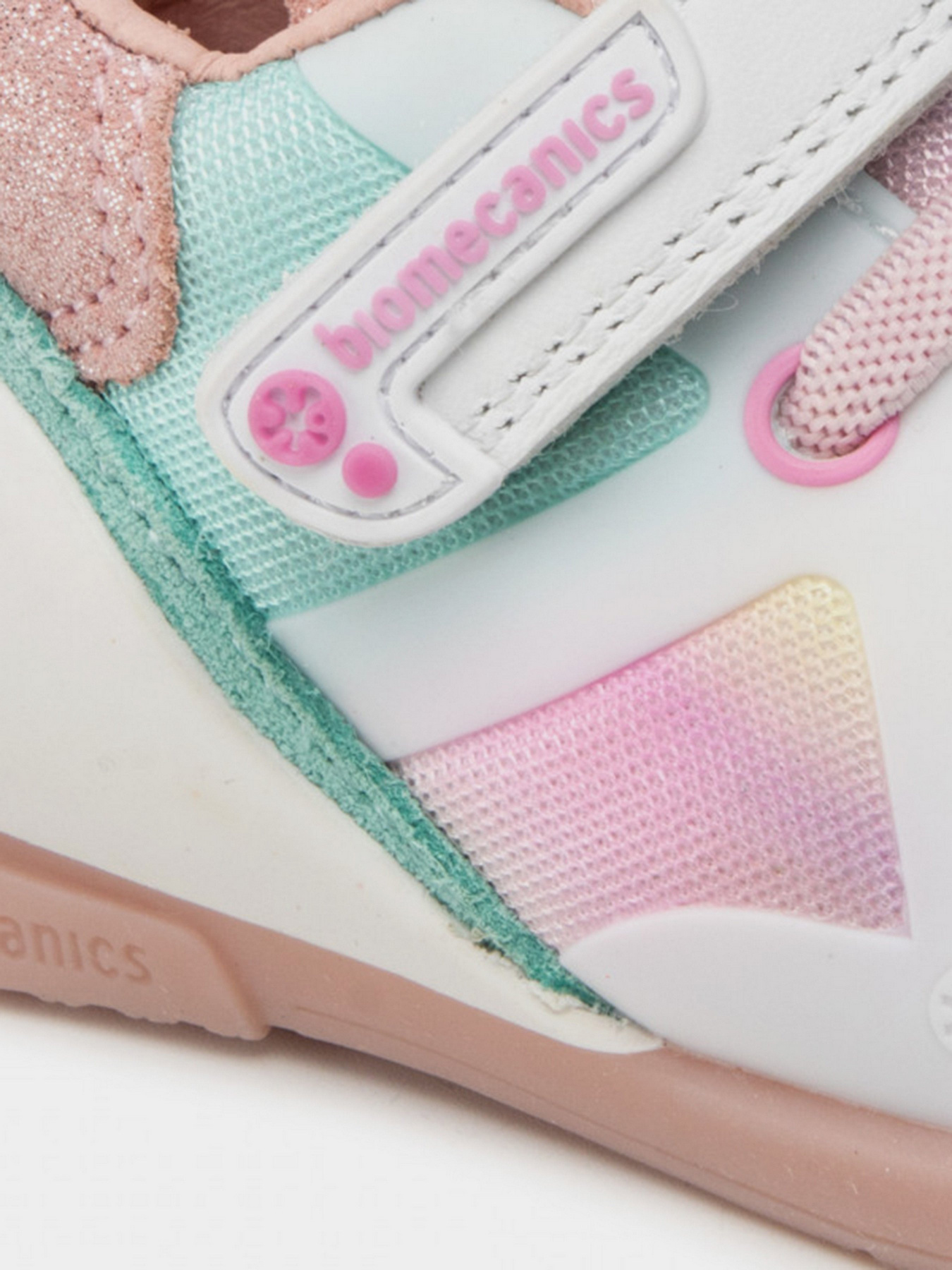 Кросівки повсякденні Biomecanics модель 222129-A Фото