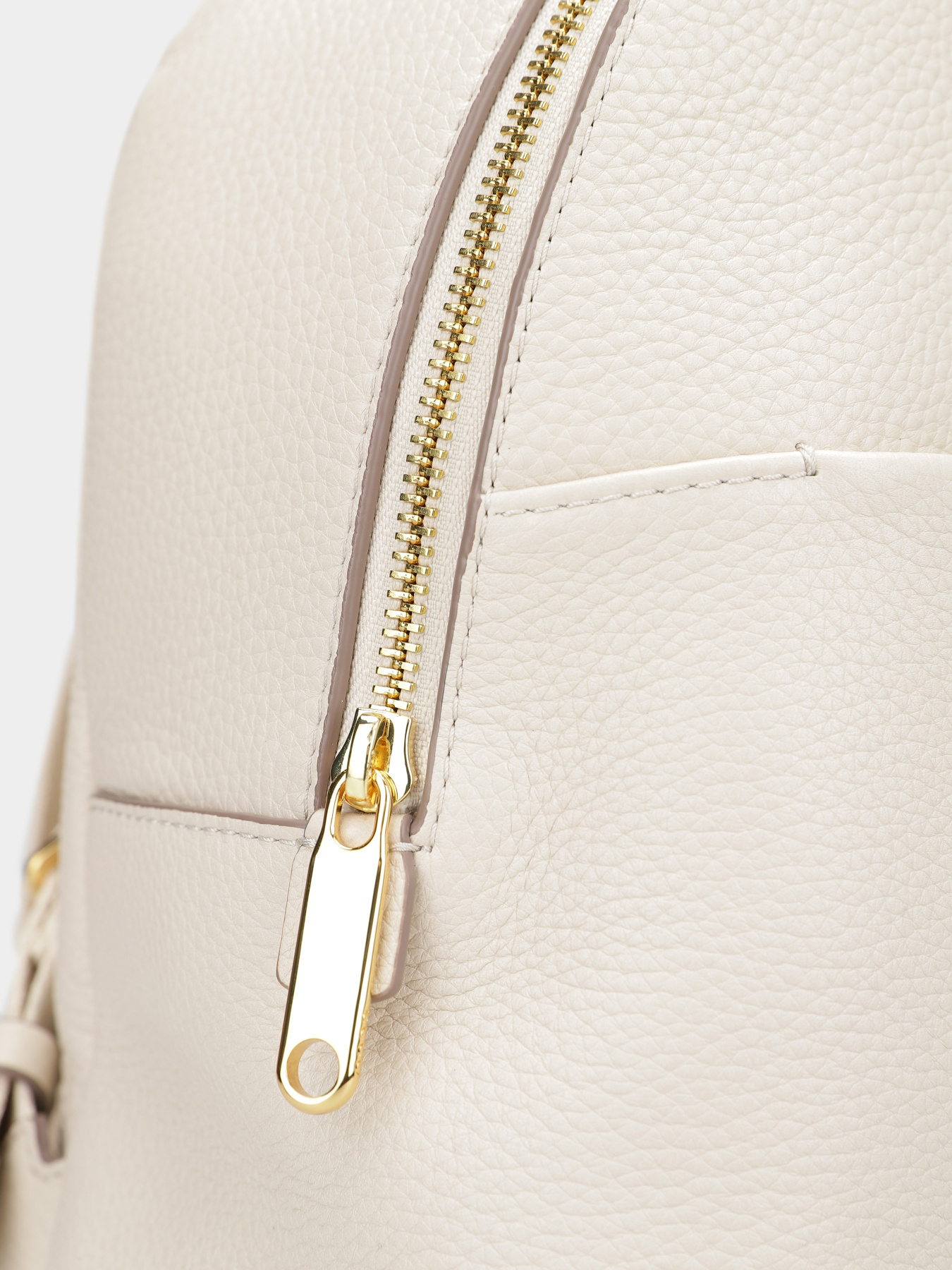 Рюкзак ECCO Round Pack Medium модель 910779990205 Фото