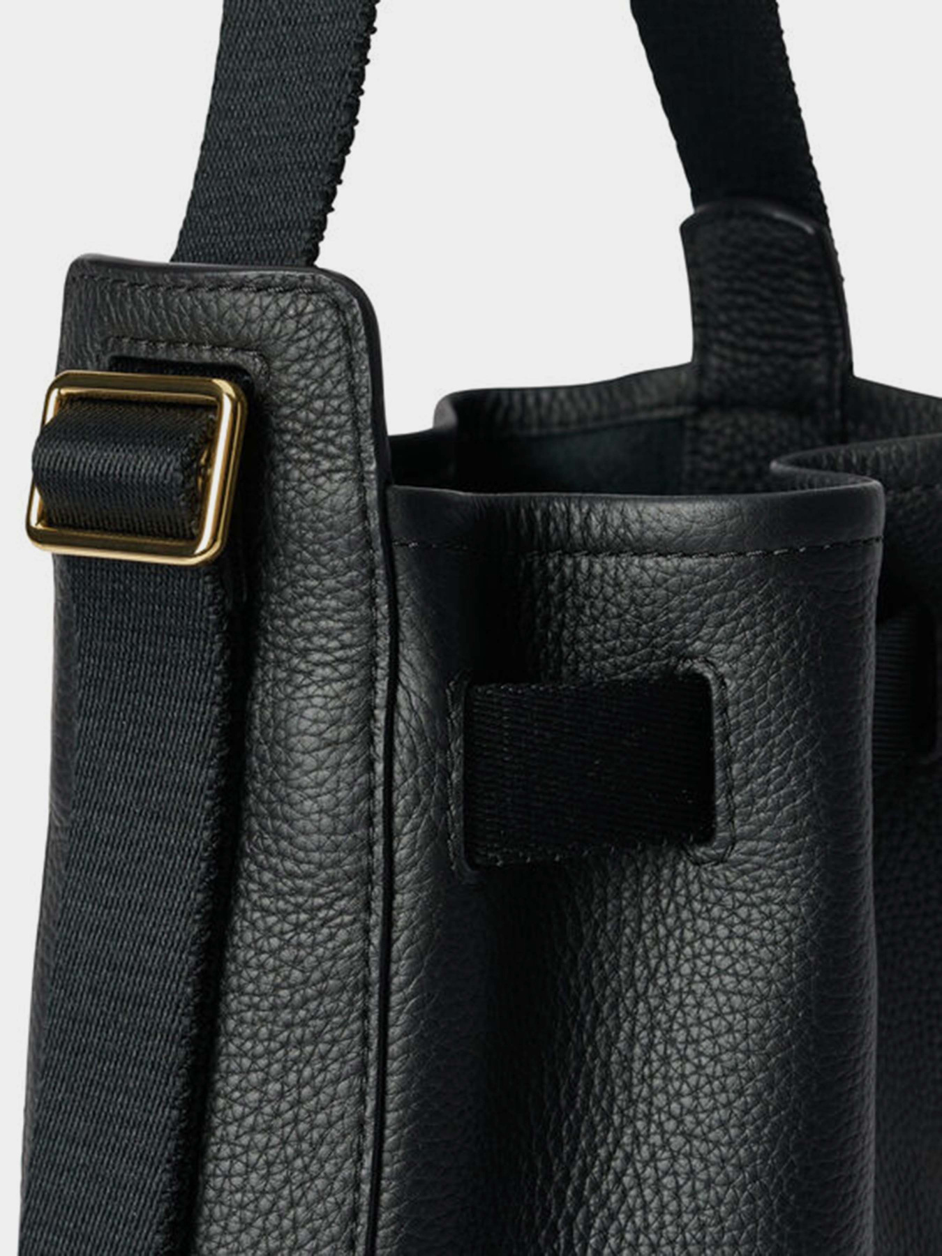 Кросс-боди ECCO Sail S Pebbled Leather модель 910794690000 Фото