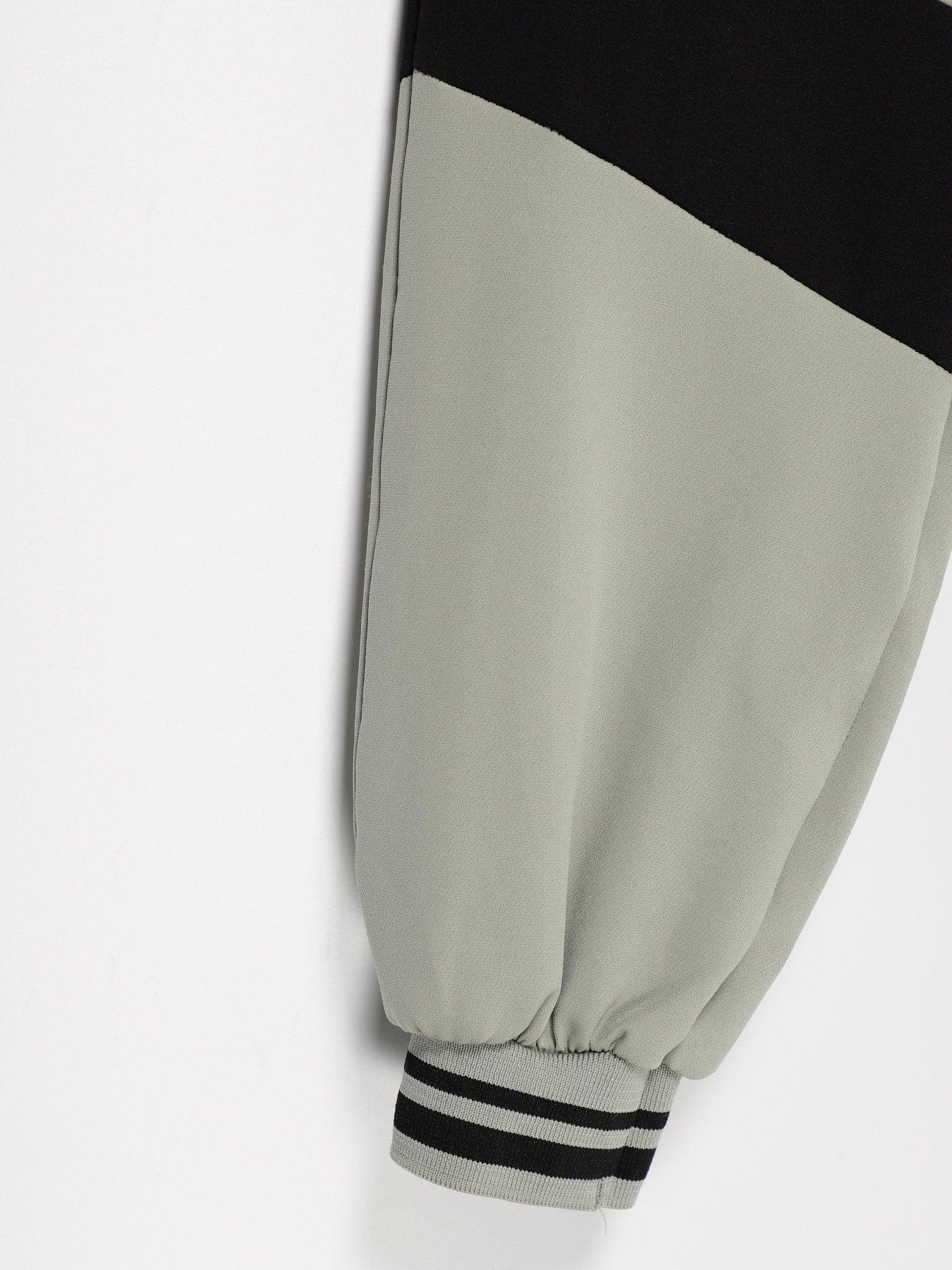 Брюки повседневные ZARA модель 1639/706/500_с.зелений з чорним Фото