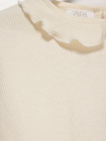 Лонгслив ZARA модель 0722/346/251_молочний Фото