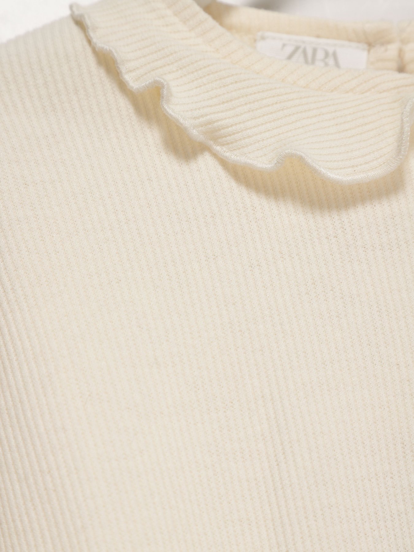 Лонгслів ZARA модель 0722/346/251_молочний Фото