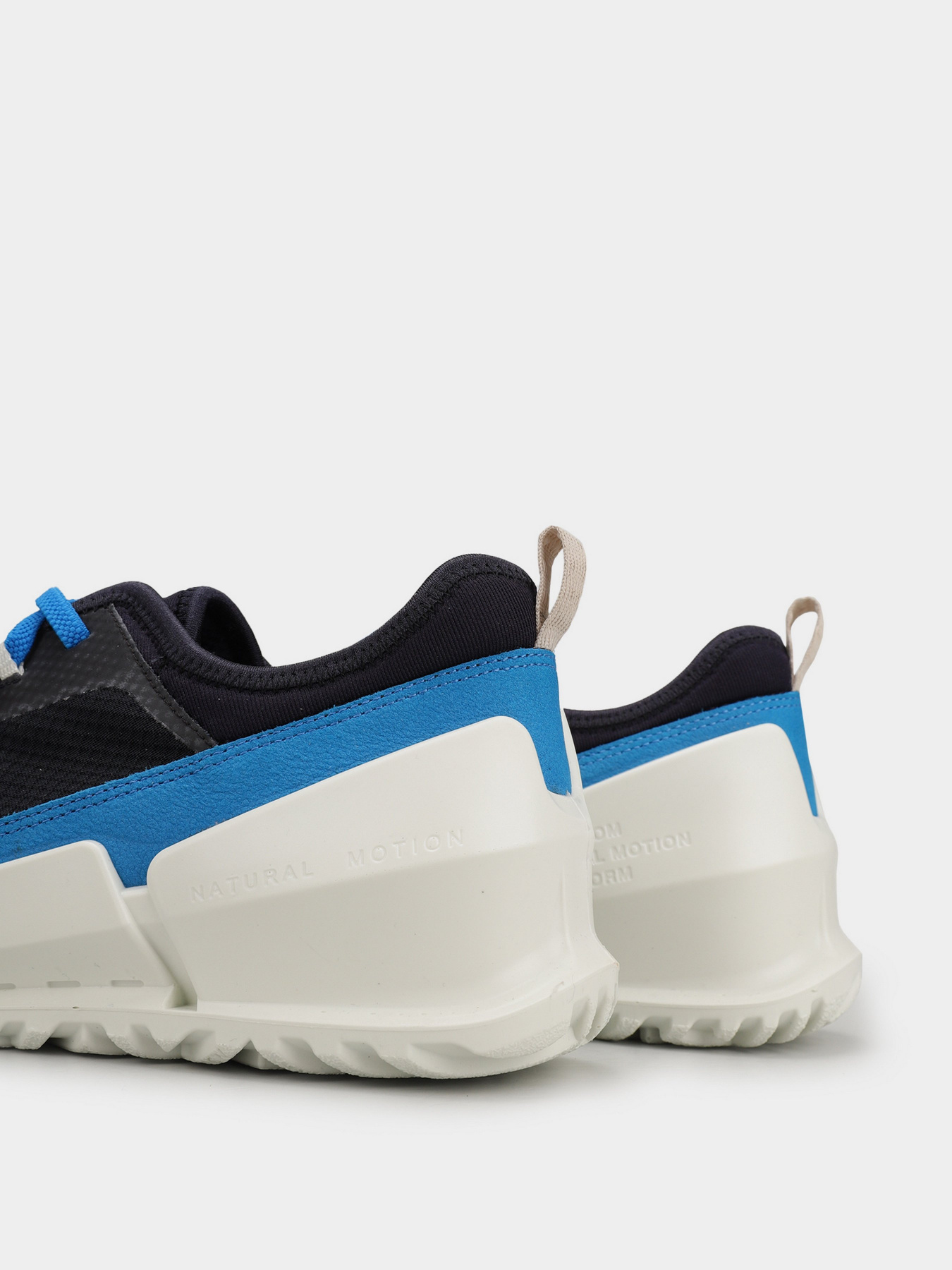 Кроссовки ECCO BIOM K1 модель 71170360380 Фото