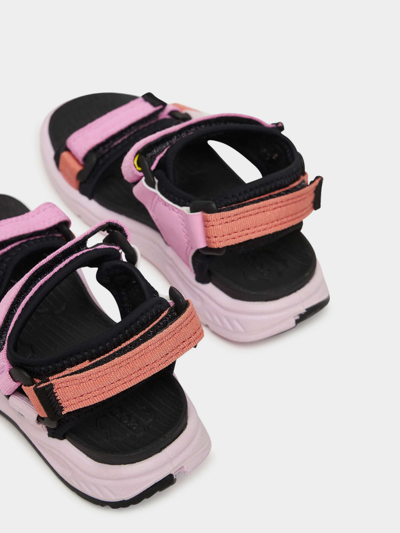 ECCO 71067261629 модель 71067261629 ECCO 71067261629 модель 71067261629 Фото