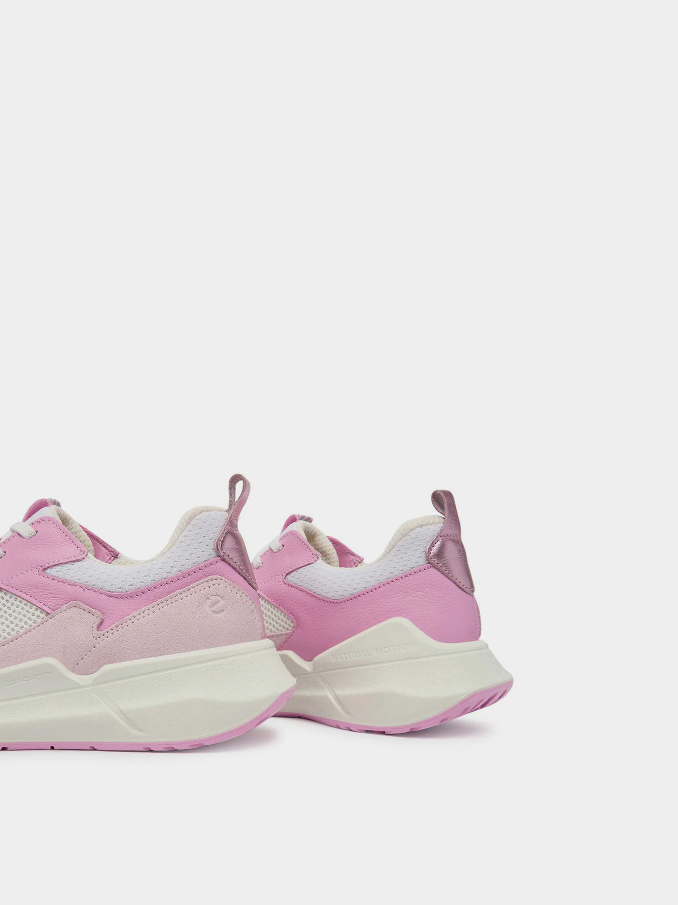 ECCO модель 71087361484 Фото