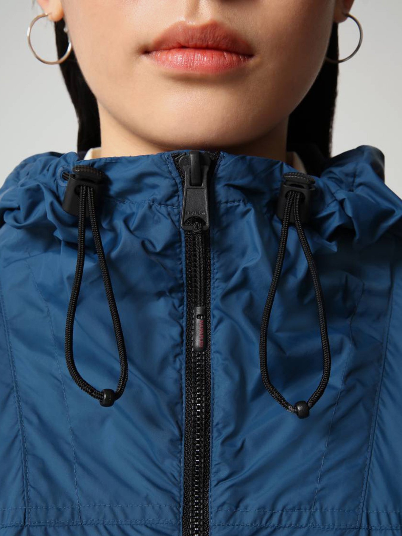 Вітровка Napapijri Circular модель NP0A4FFGB2E1 Фото