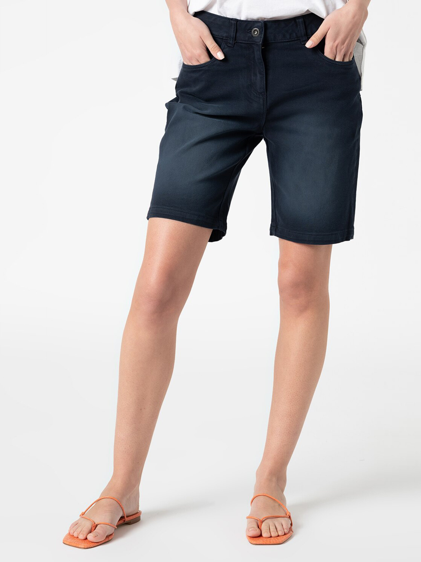 Повседневные шорты Napapijri Bermuda Nulley модель NP0A4F8D1761 Фото