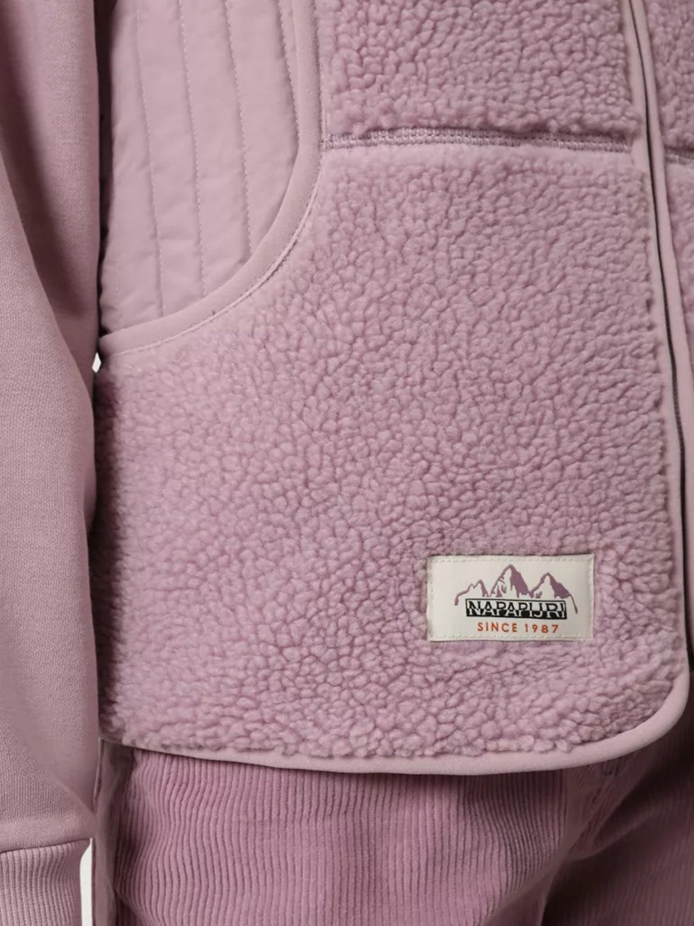 Жилет Napapijri YUPIK VEST W модель NP0A4FN8P6I1 Фото