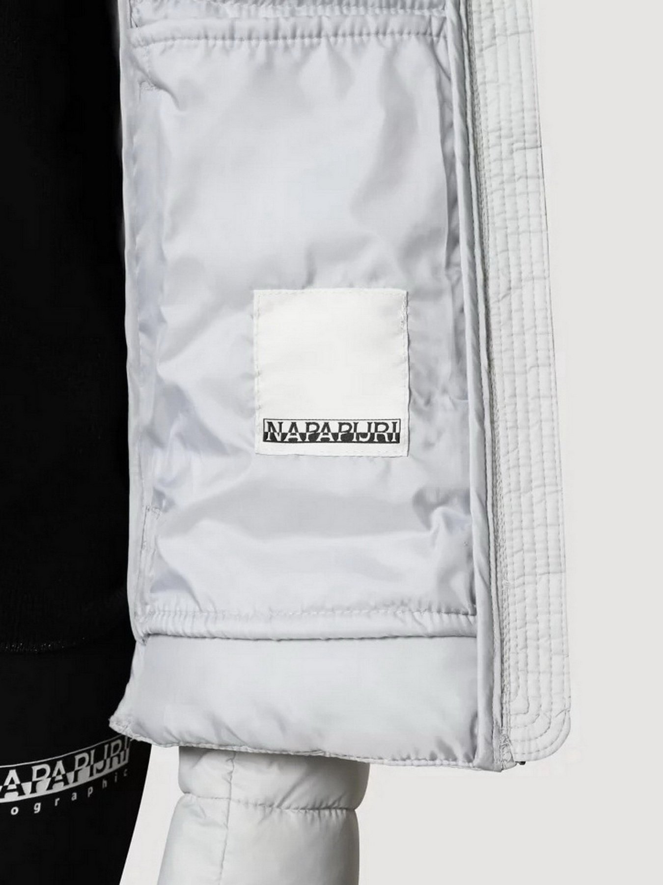 Демисезонная куртка Napapijri Aerons Hood модель NP0A4FS5H751 Фото