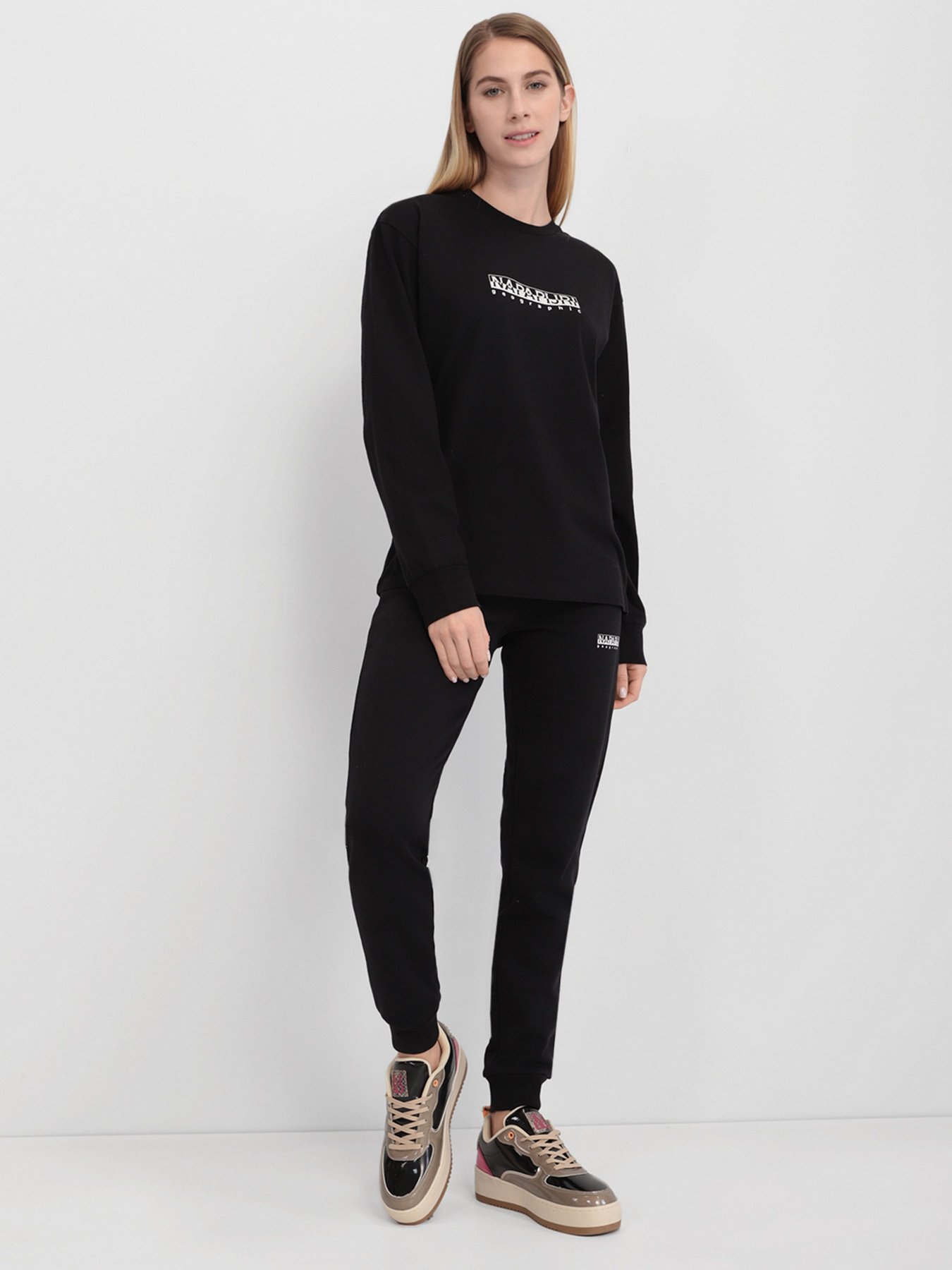 Штаны спортивные Napapijri Box модель NP0A4FV50411 Фото