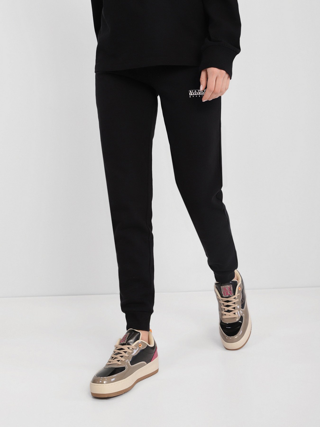 Штаны спортивные Napapijri Box модель NP0A4FV50411 Фото