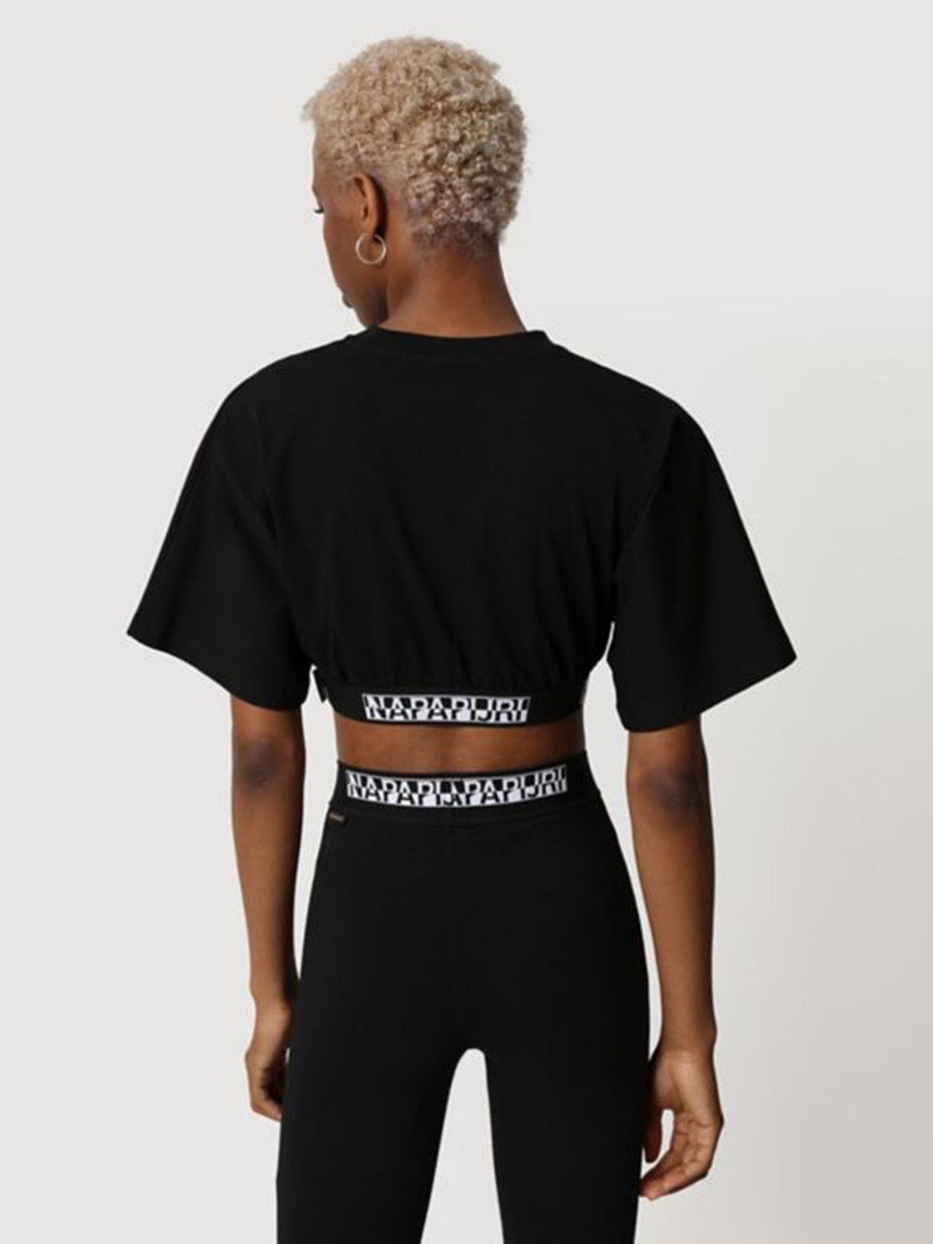 Спортивна футболка Napapijri S-BOX W CROP WIDE 2 модель NP0A4FVB0411 Фото