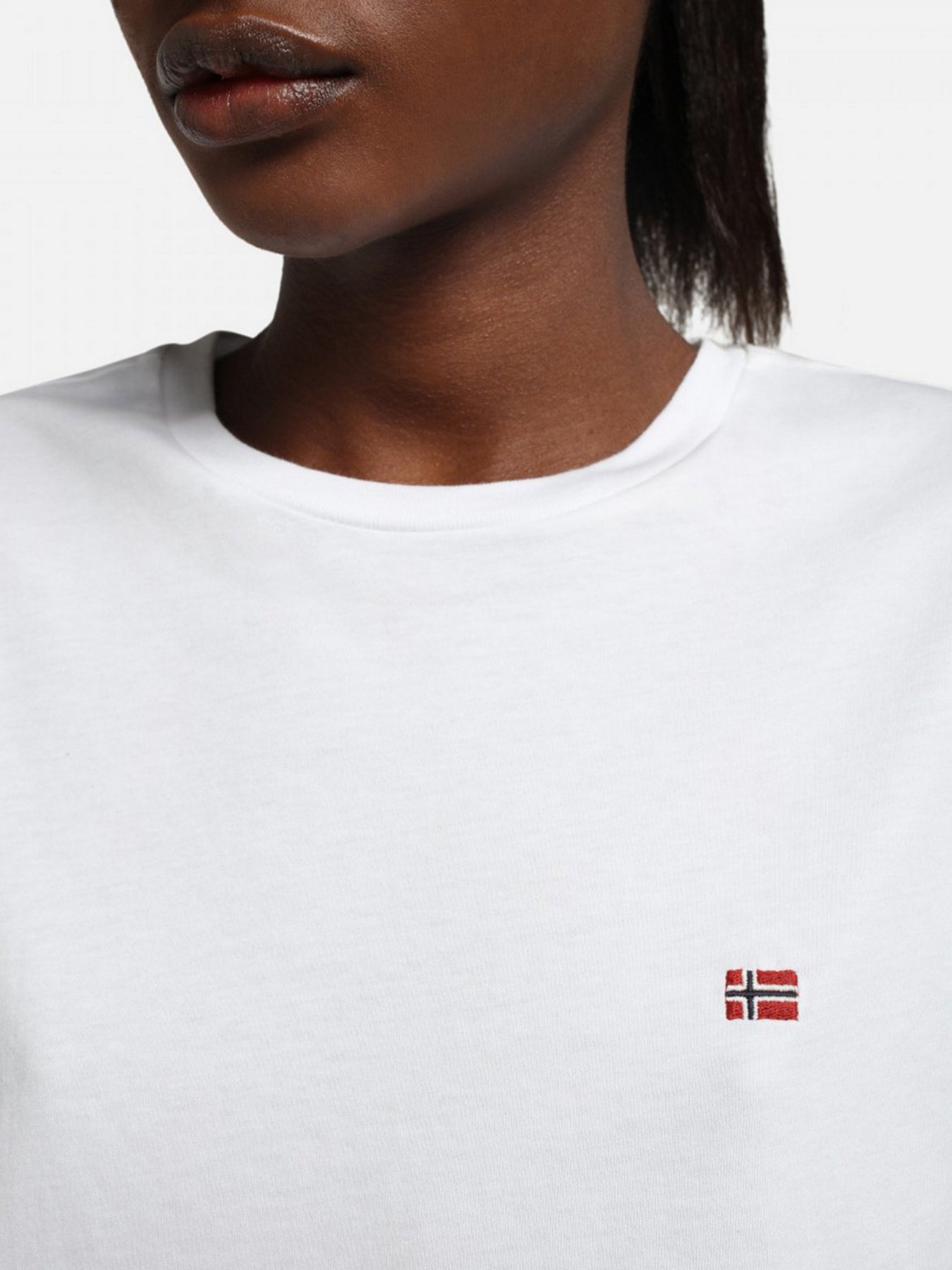 Футболки и поло Napapijri Salis модель NP0A4FSL0021 Фото