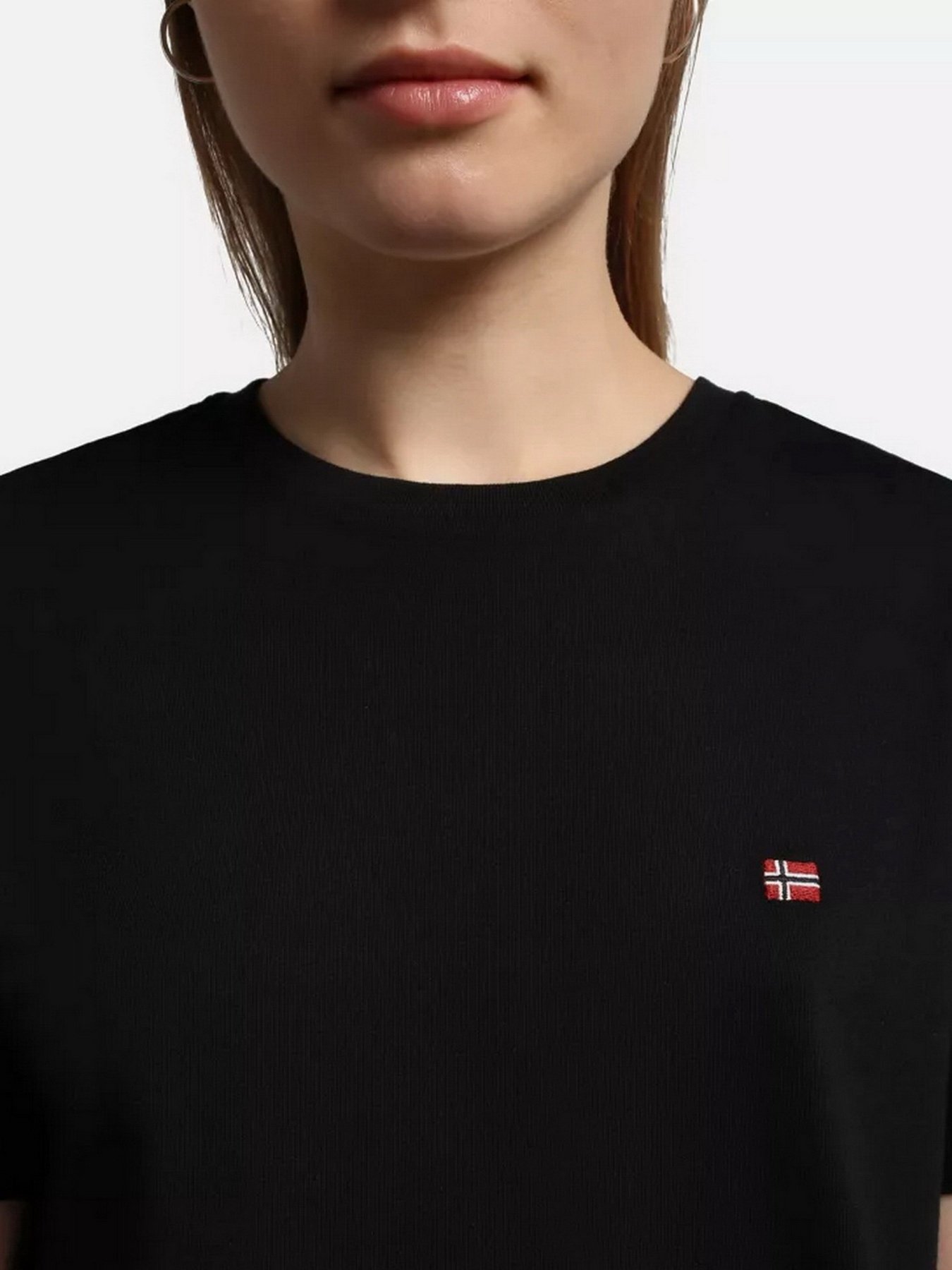 Футболки и поло Napapijri Salis модель NP0A4FSL0411 Фото