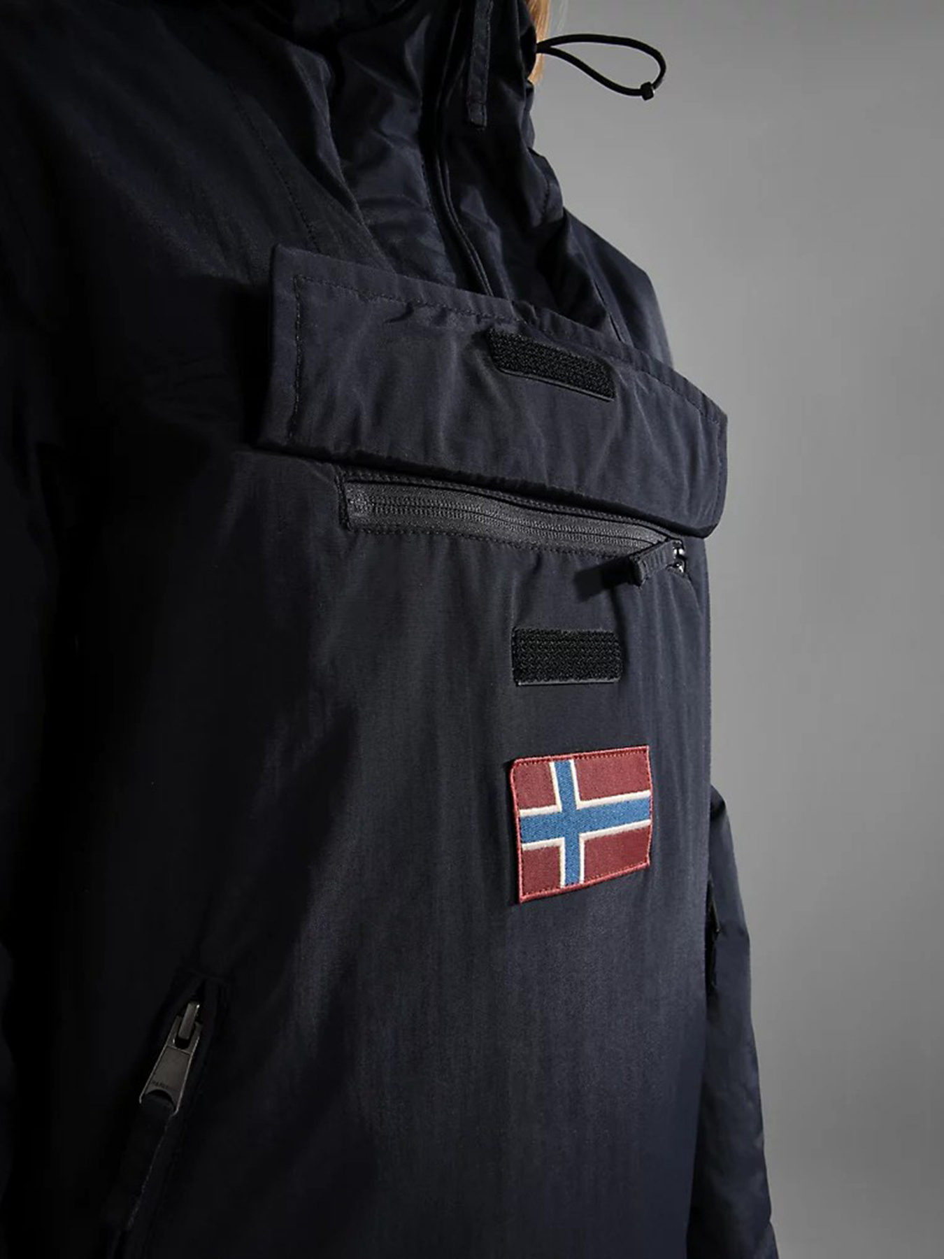 Анорак Napapijri Rainforest модель NP0A4GM60411 Анорак Napapijri Rainforest модель NP0A4GM60411 Фото