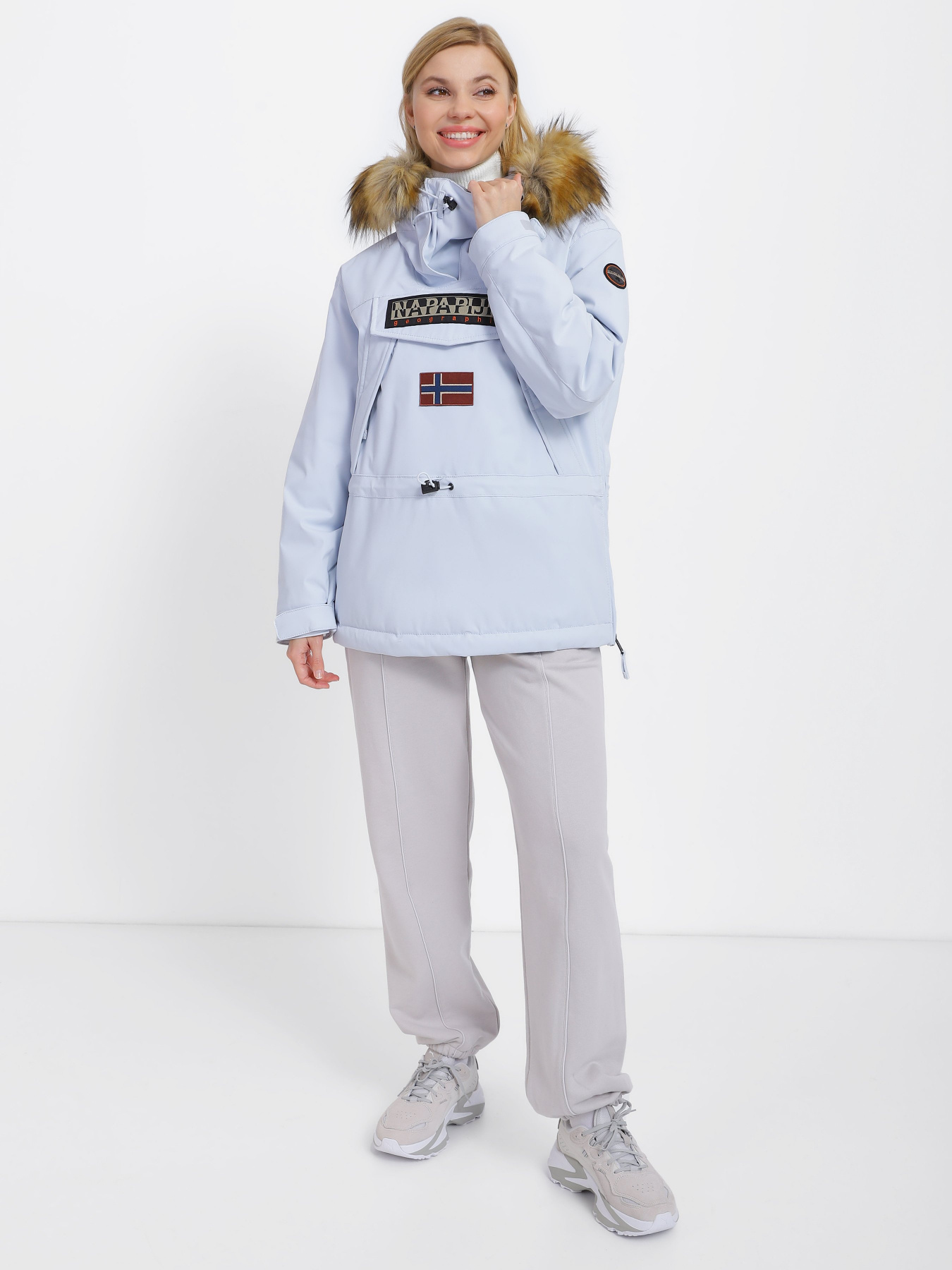 Анорак Napapijri Skidoo модель NP0A4GM8H8A1 Анорак Napapijri Skidoo модель NP0A4GM8H8A1 Фото