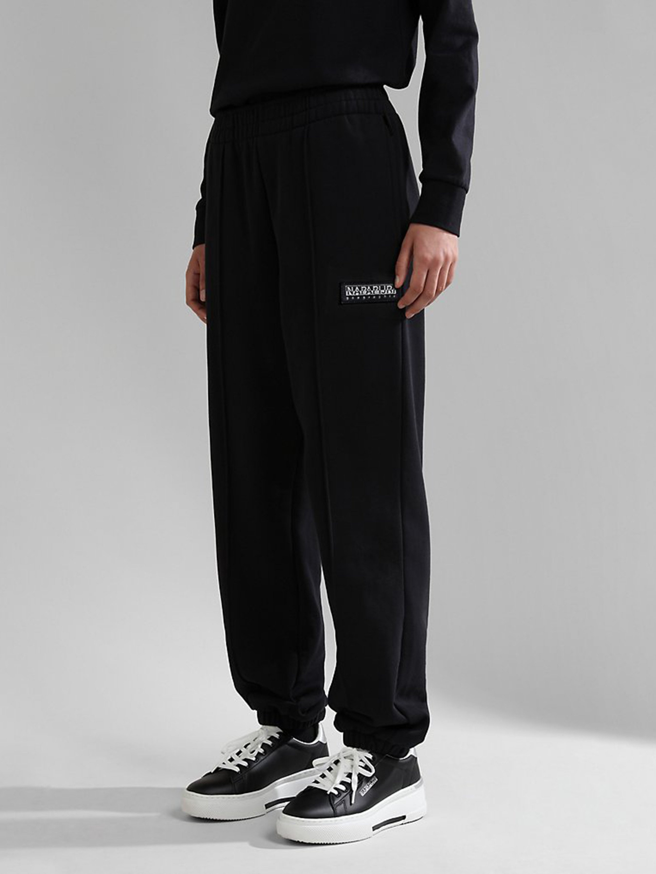 Штаны спортивные Napapijri Morgex модель NP0A4GKS0411 Фото