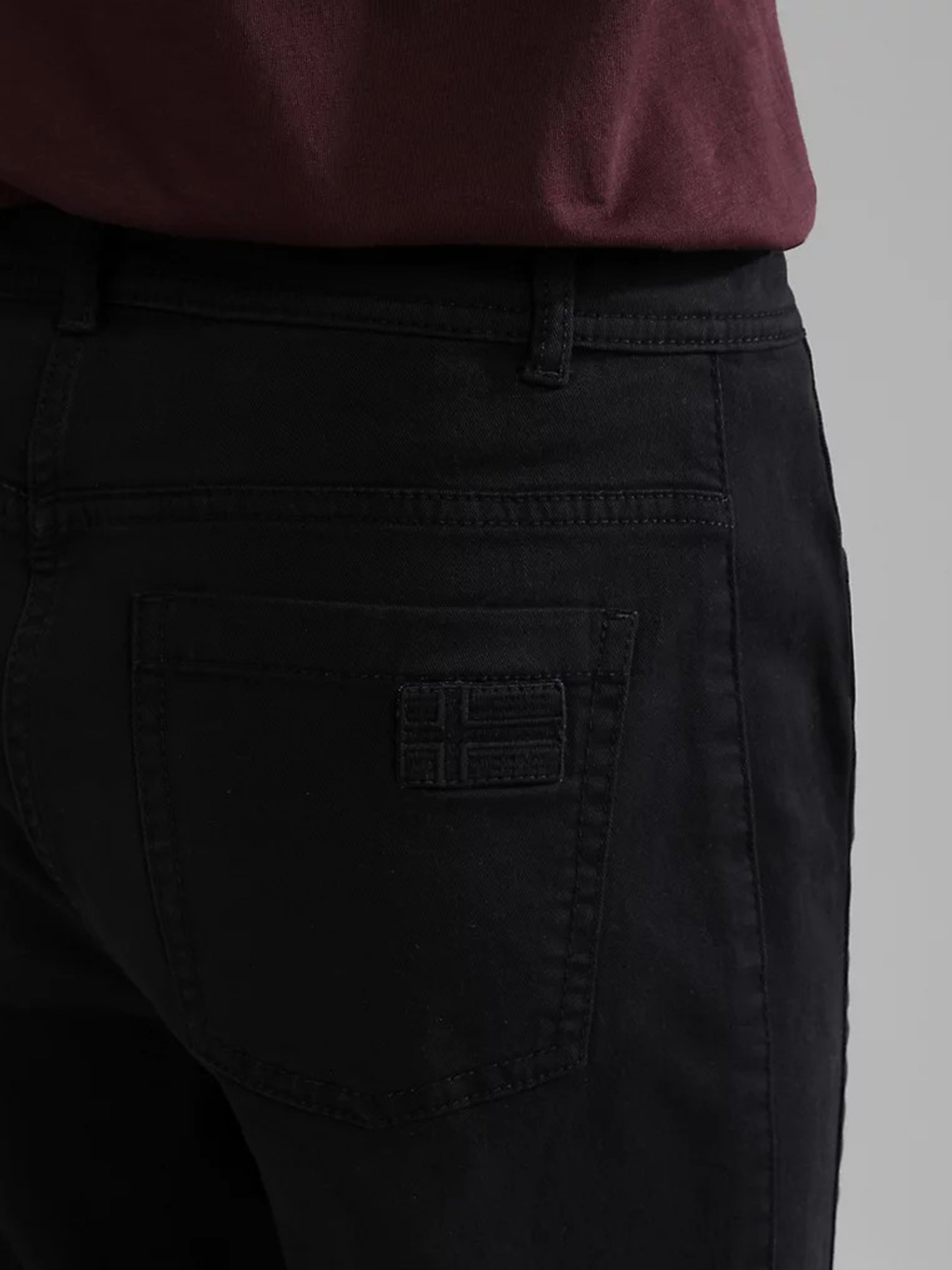 Прямые джинсы Napapijri  Archi 5 модель NP0A4GQ50411 Фото