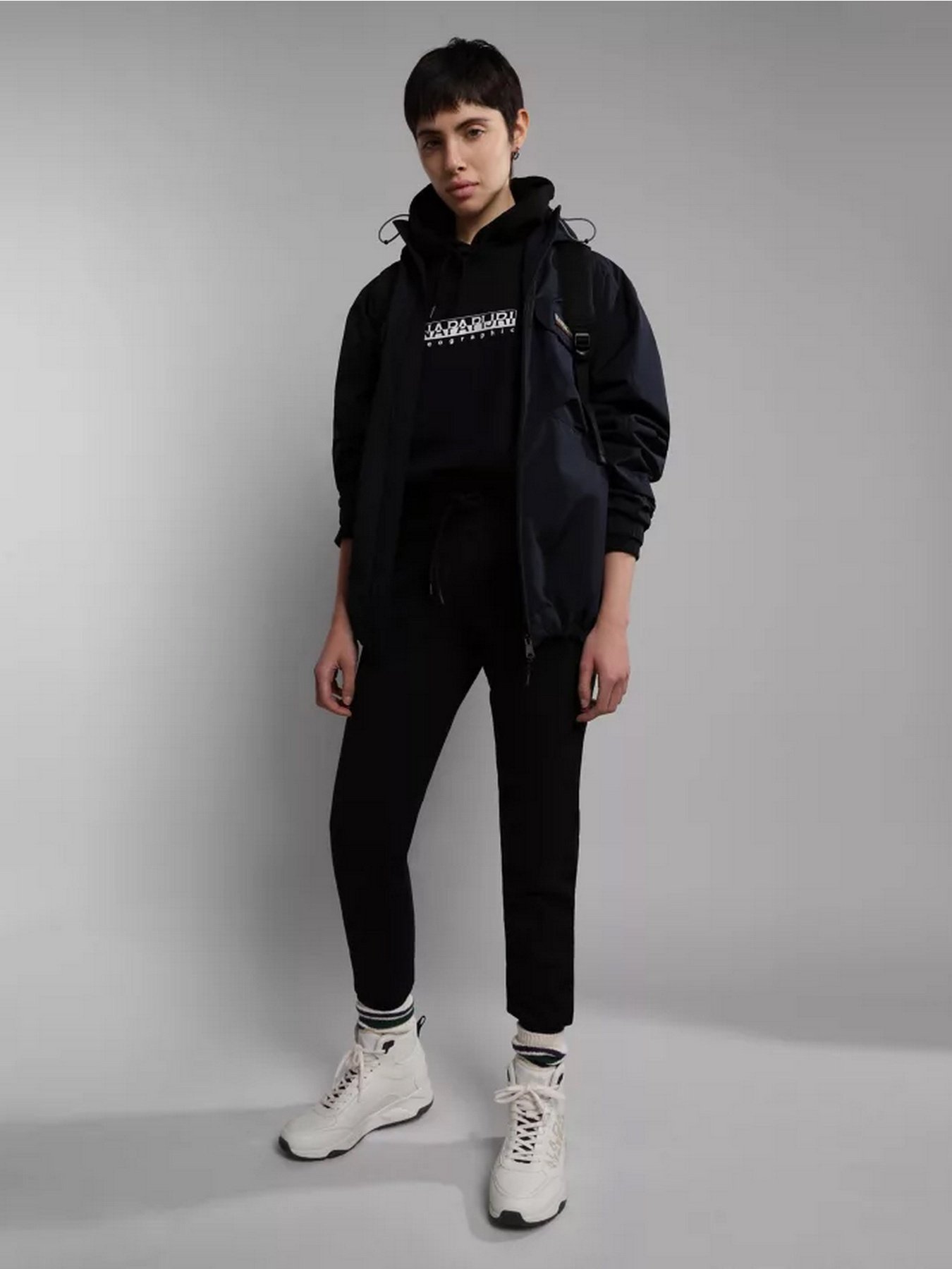 Штаны спортивные Napapijri M-BOX W 1 модель NP0A4G8Y0411 Штаны спортивные Napapijri M-BOX W 1 модель NP0A4G8Y0411 Фото