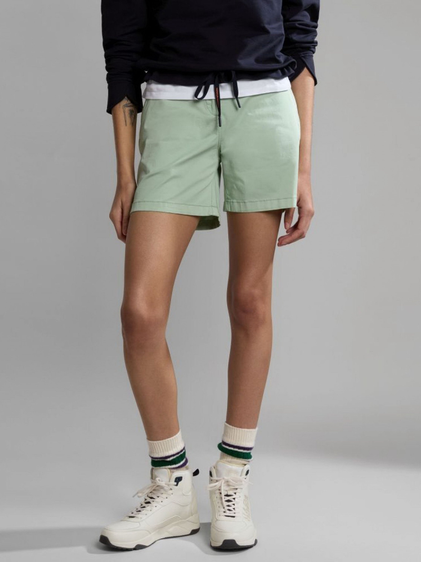 Повсякденні шорти Napapijri NARIE 1 модель NP0A4G7JG1E1 Фото