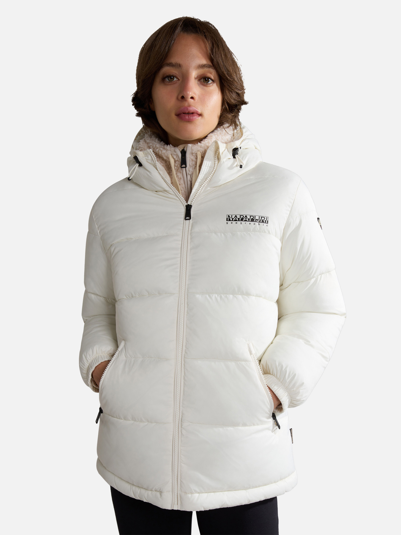 Демисезонная куртка Napapijri Box Medium Puffer модель NP0A4HCPN1A1 Фото