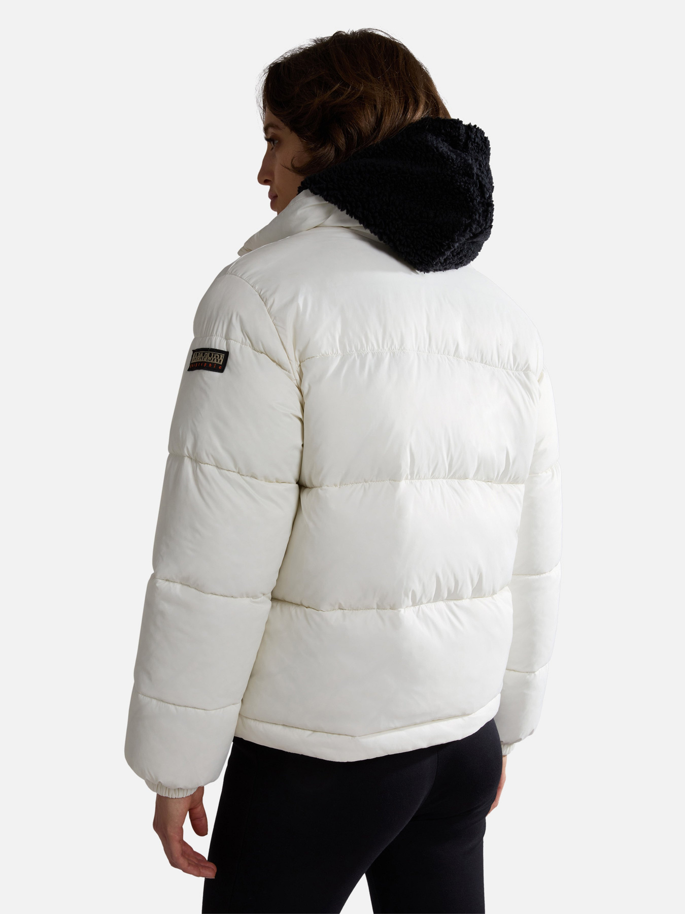 Демисезонная куртка Napapijri Box Puffer модель NP0A4HJVN1A1 Фото