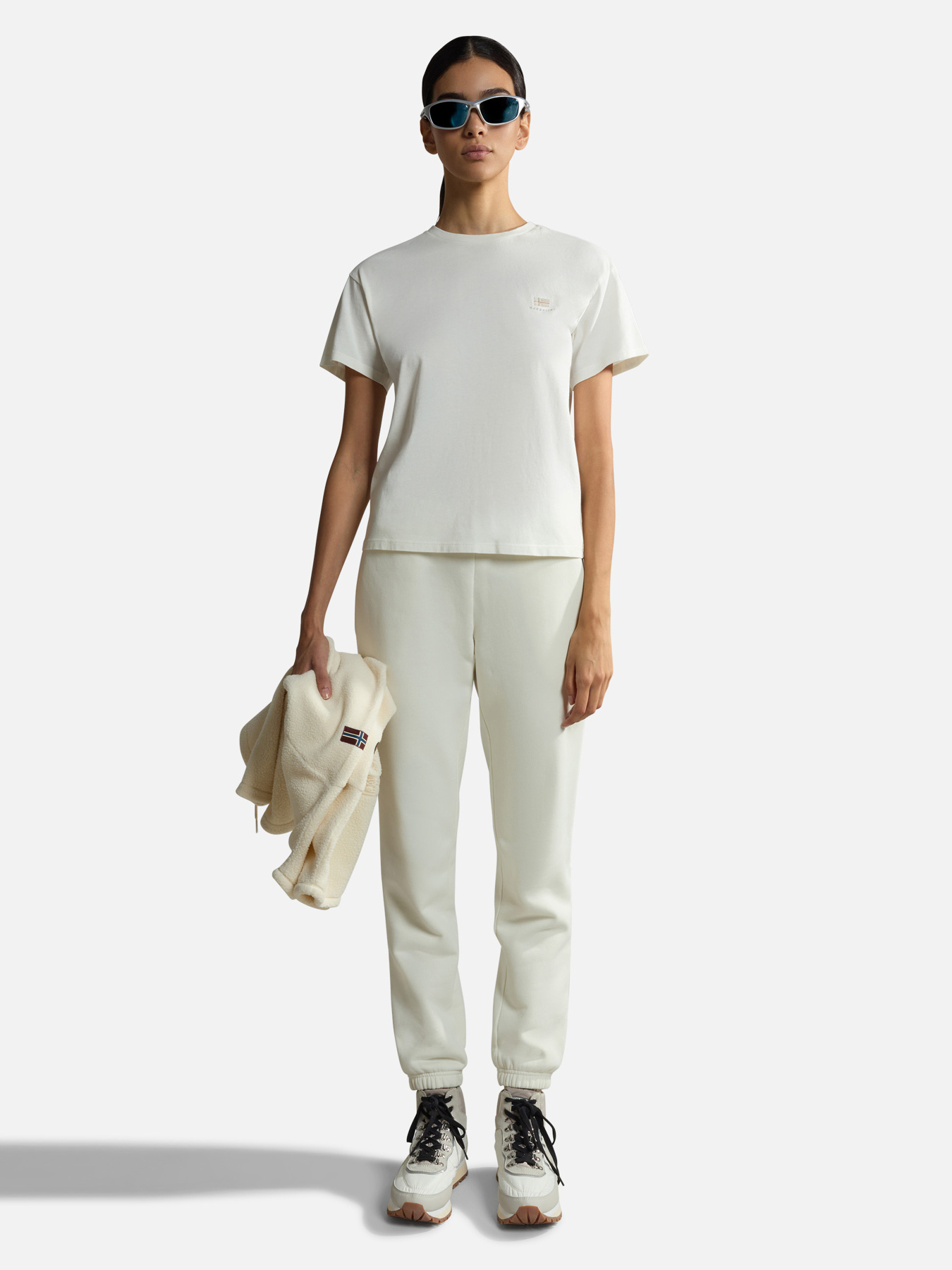 Футболка Napapijri S-Nina модель NP0A4H87N1A1 Футболка Napapijri S-Nina модель NP0A4H87N1A1 Фото