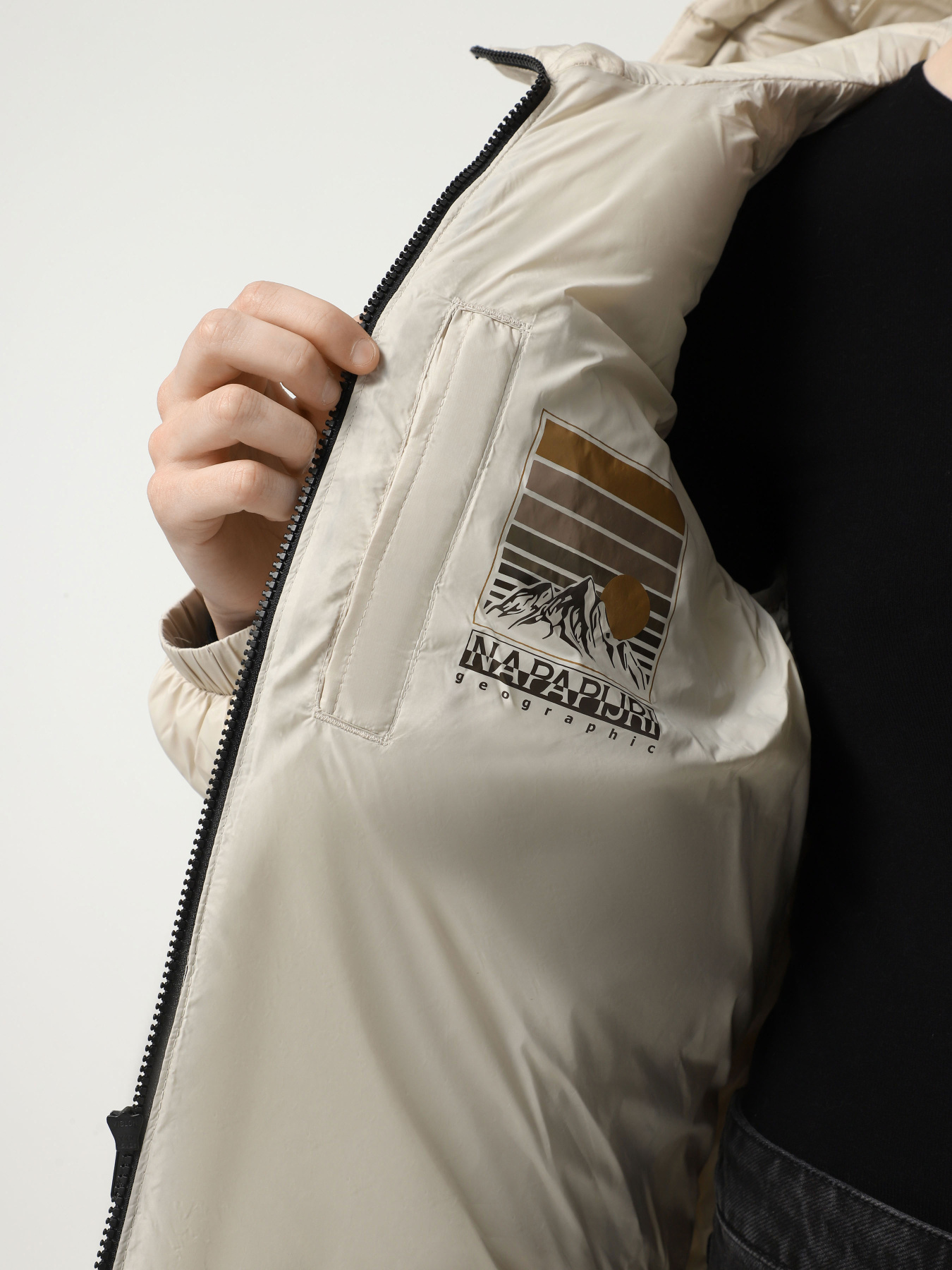 Зимняя куртка Napapijri A-Hornelen модель NP0A4GWCN901 Фото