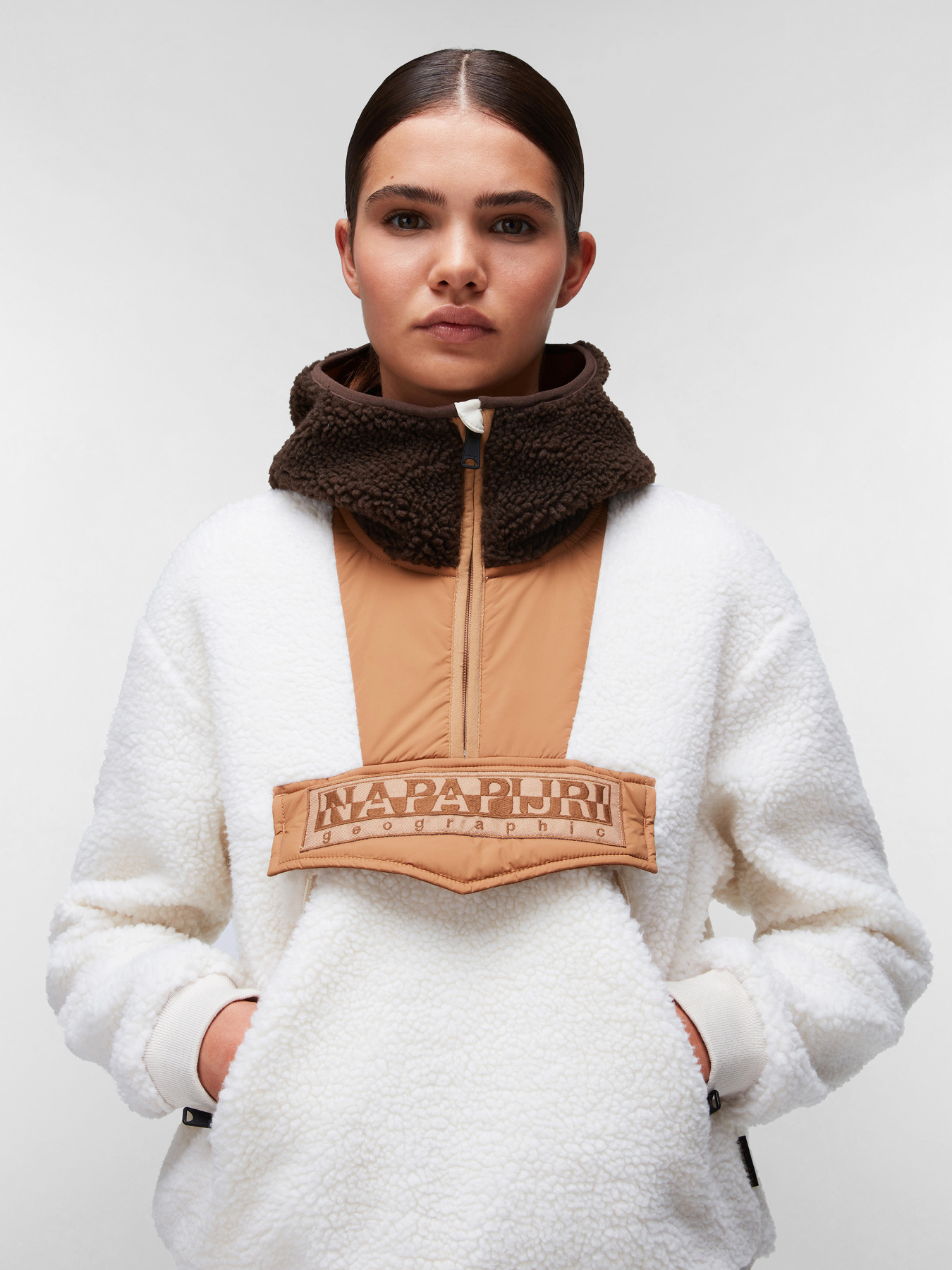 Худи Napapijri T-Seline Hzh модель NP0A4HYOMM61 Фото