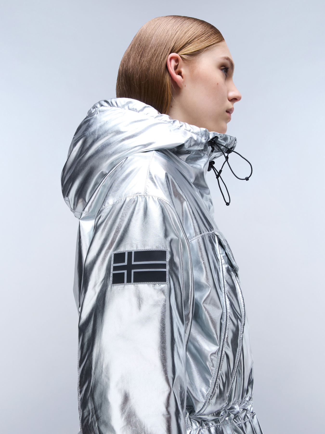 Аутдор та гірськолижна куртка Napapijri Skidoo Glare модель NP0A4HYWS001 Фото