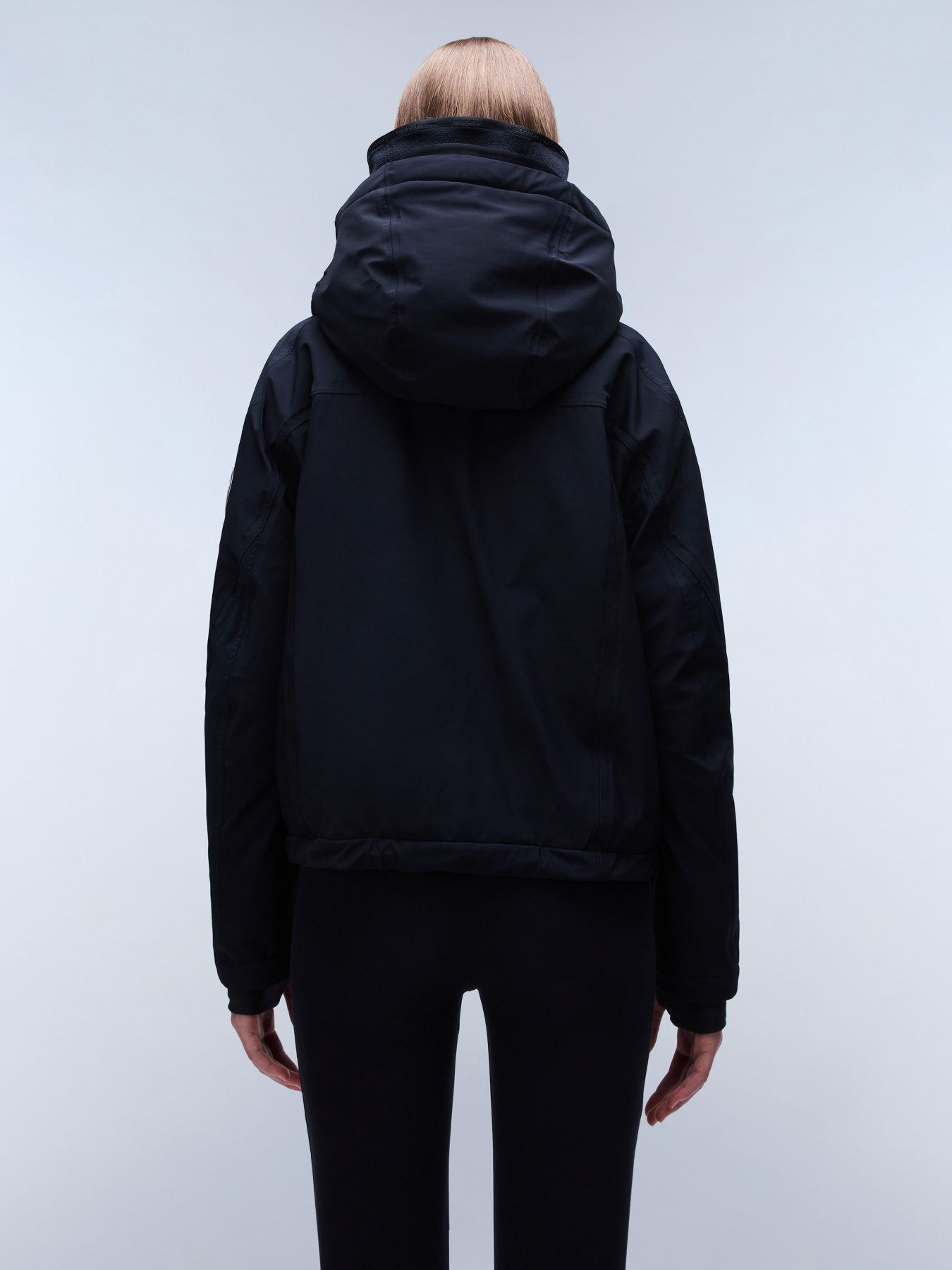 Зимняя куртка Napapijri Rainforest Tech модель NP0A4IAD0411 Зимняя куртка Napapijri Rainforest Tech модель NP0A4IAD0411 Фото