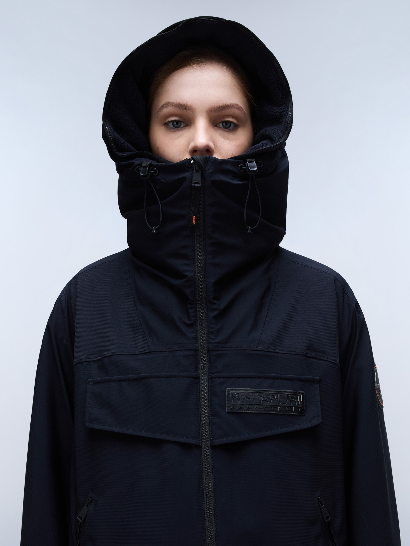 Зимняя куртка Napapijri Rainforest Tech модель NP0A4IAD0411 Зимняя куртка Napapijri Rainforest Tech модель NP0A4IAD0411 Фото