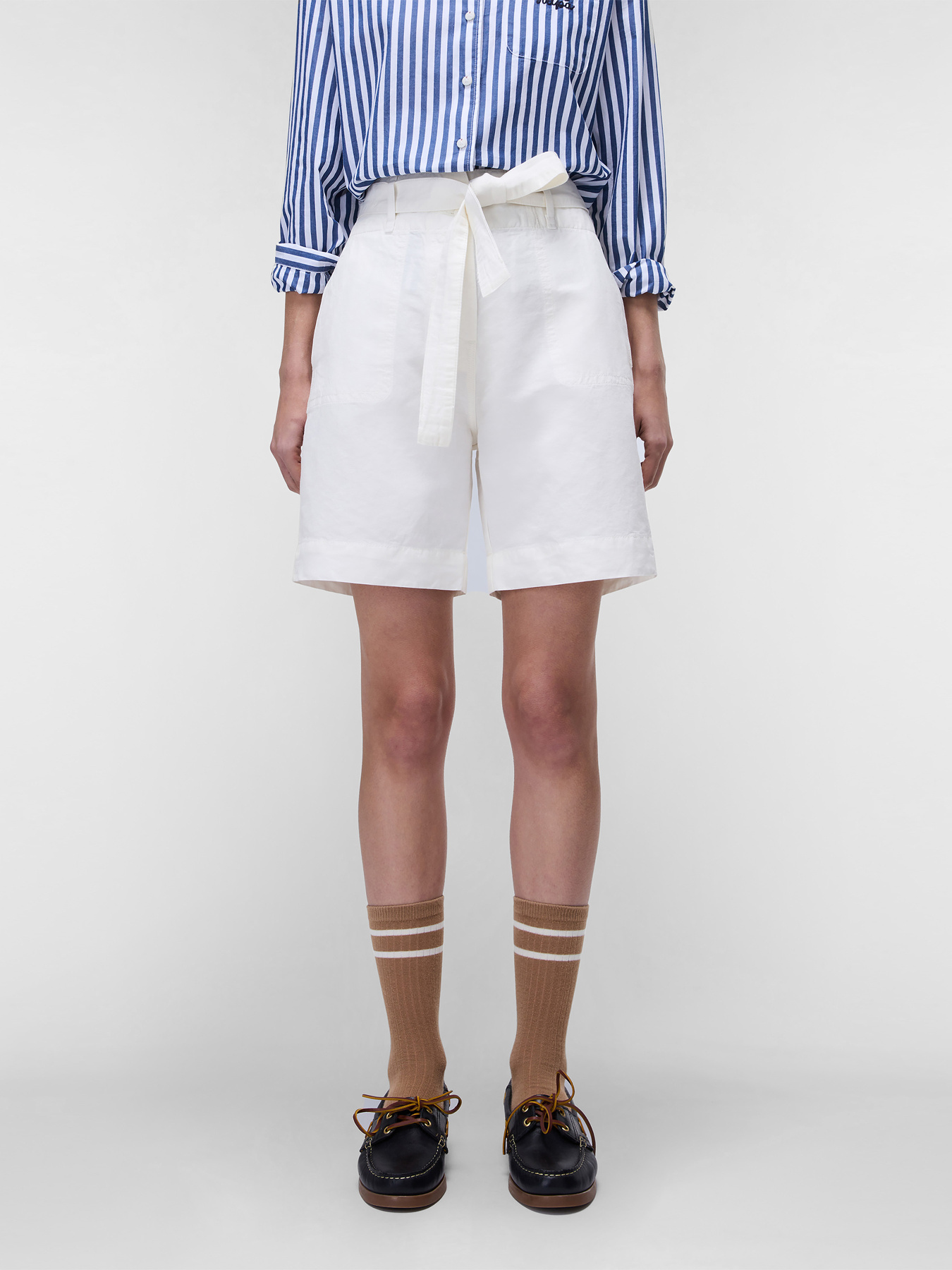 Повсякденні шорти Napapijri Nice Bermuda модель NP0A4IEX2061 Фото