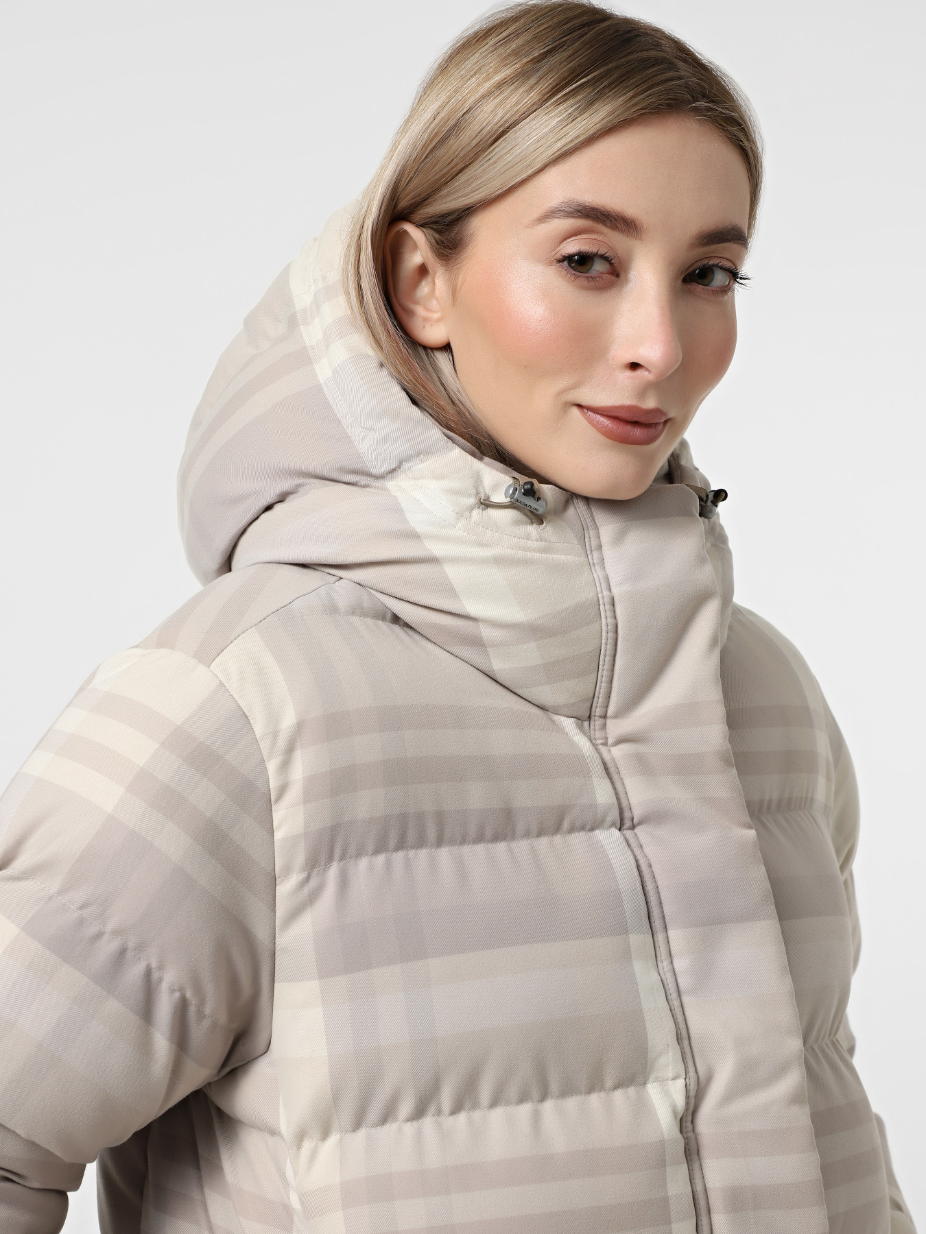 Зимняя куртка Napapijri модель NP0A4HHDCBO1 Фото