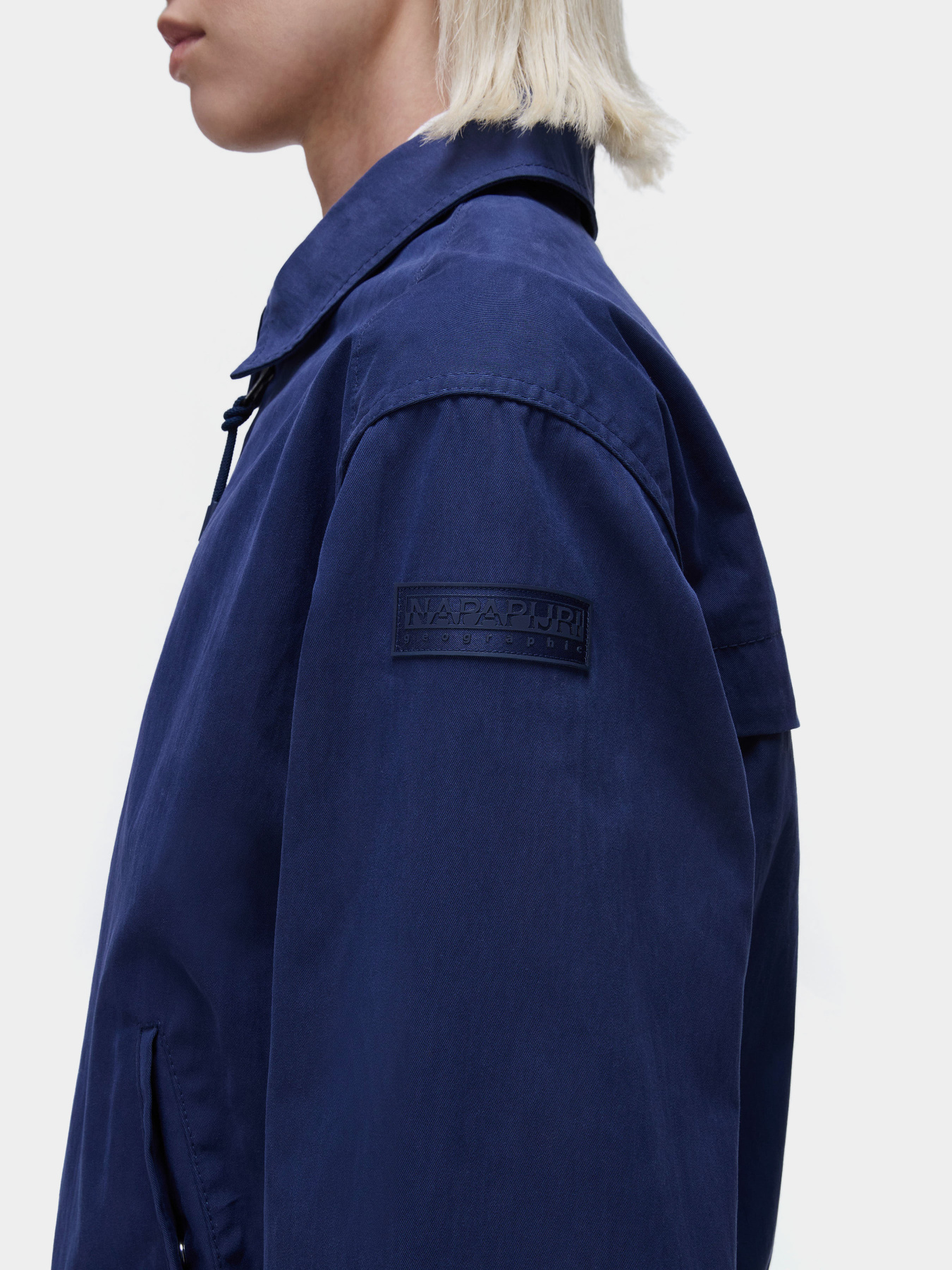Куртки и дубленки Napapijri A-FRESNEL модель NP0A4I8CB2Q1 Фото