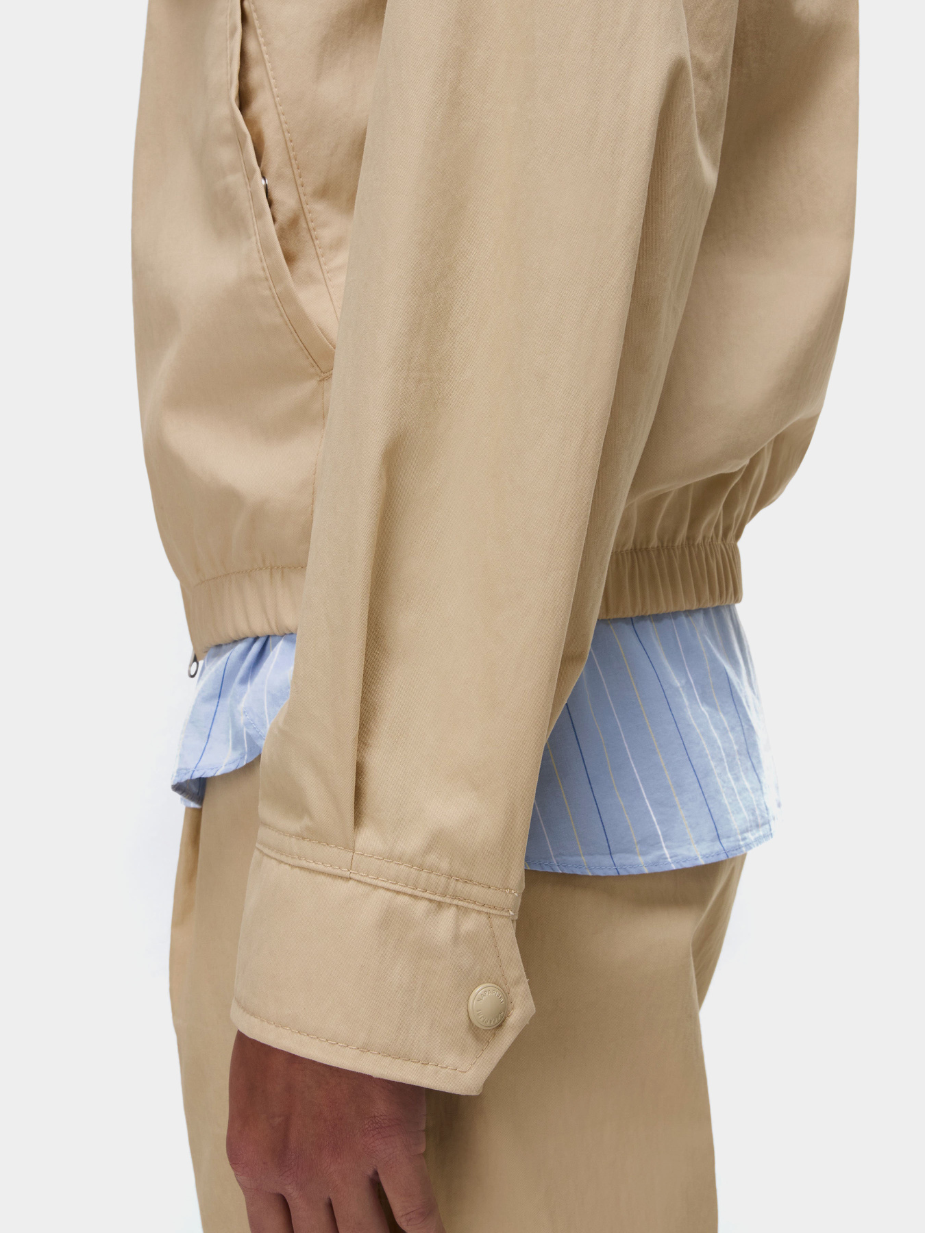 Куртки и дубленки Napapijri A-FRESNEL модель NP0A4I8CN3D1 Фото