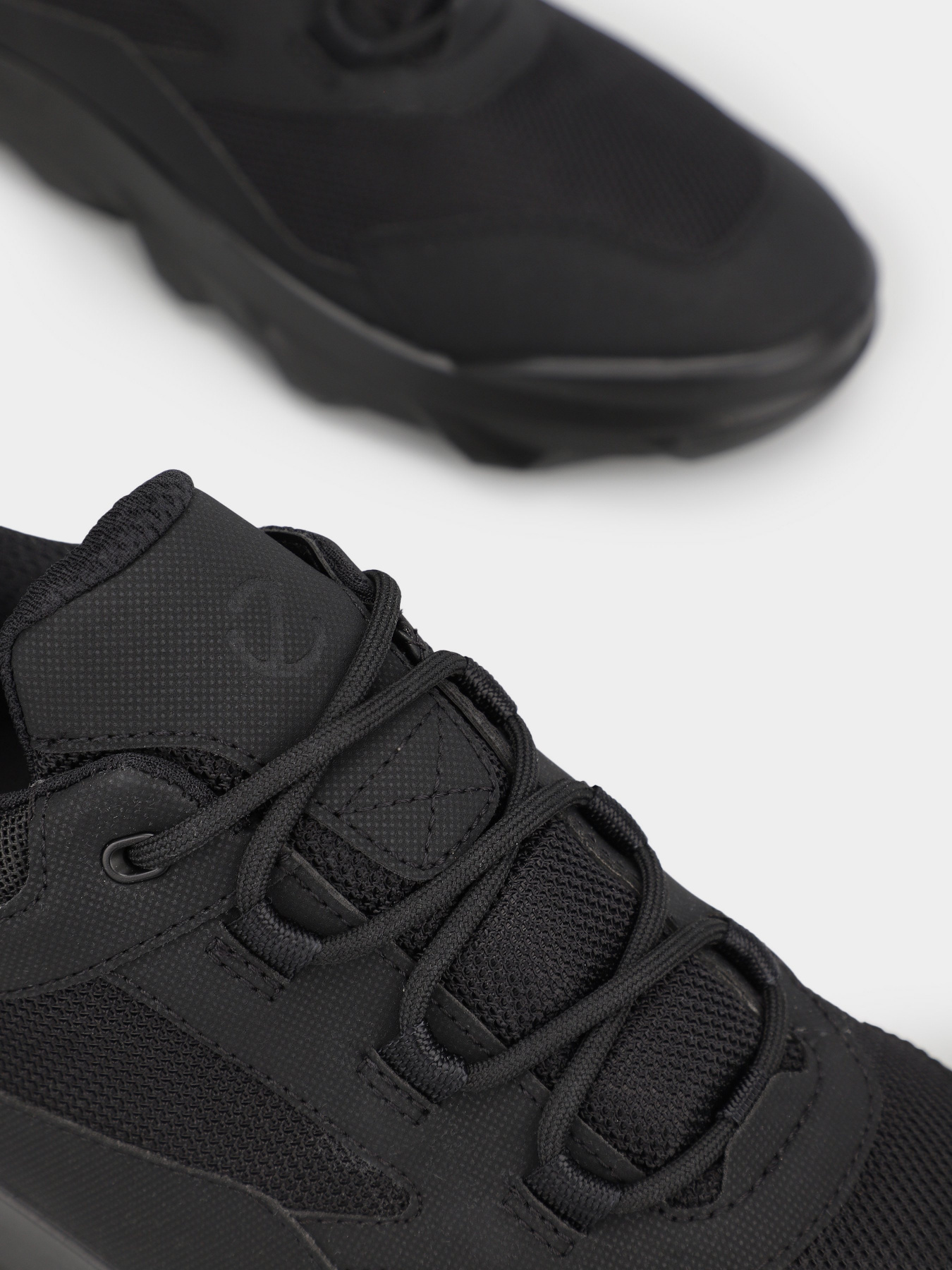 Кроссовки ECCO MX модель 82019451052 Фото