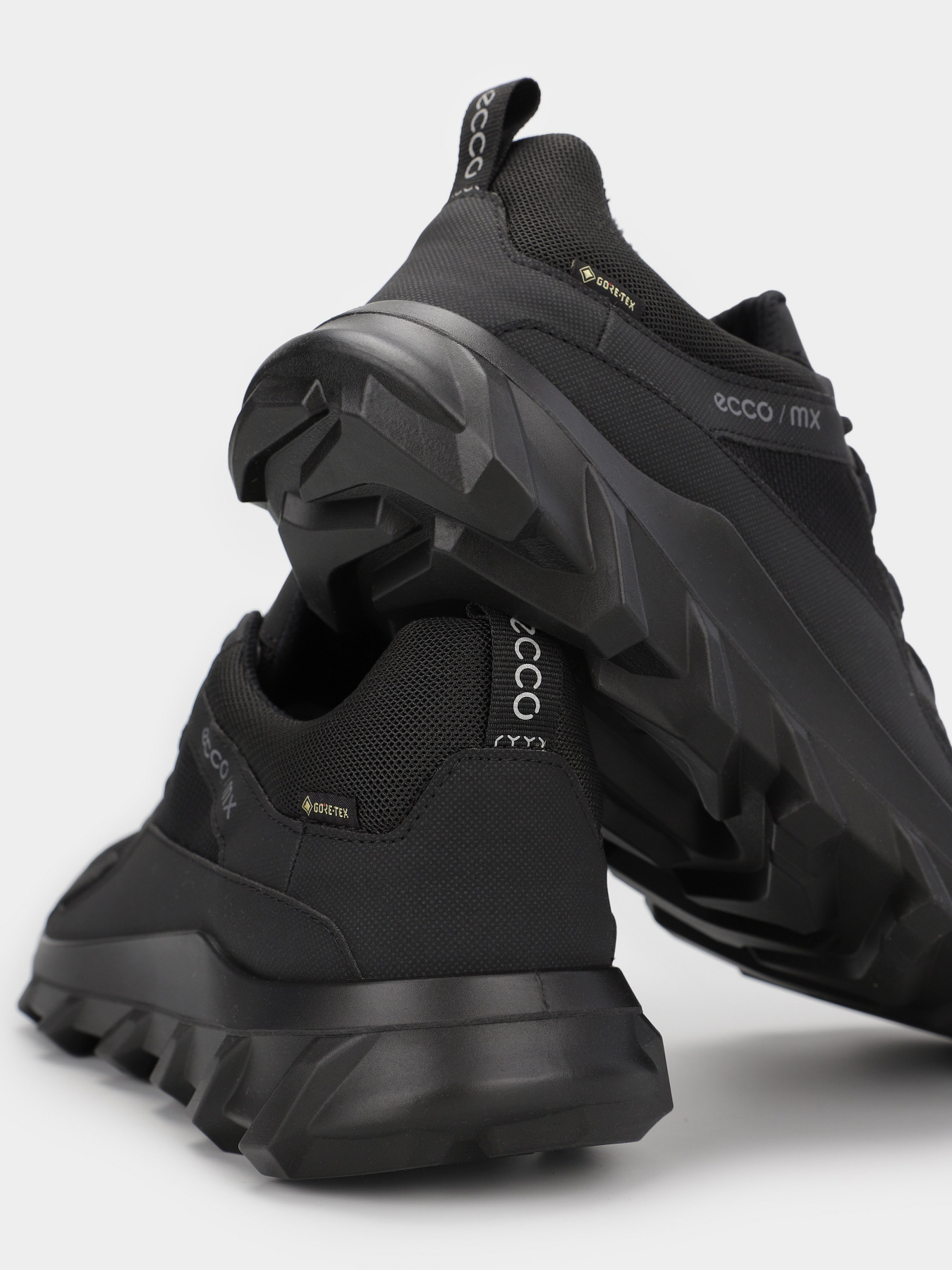 Кроссовки ECCO MX модель 82019451052 Фото