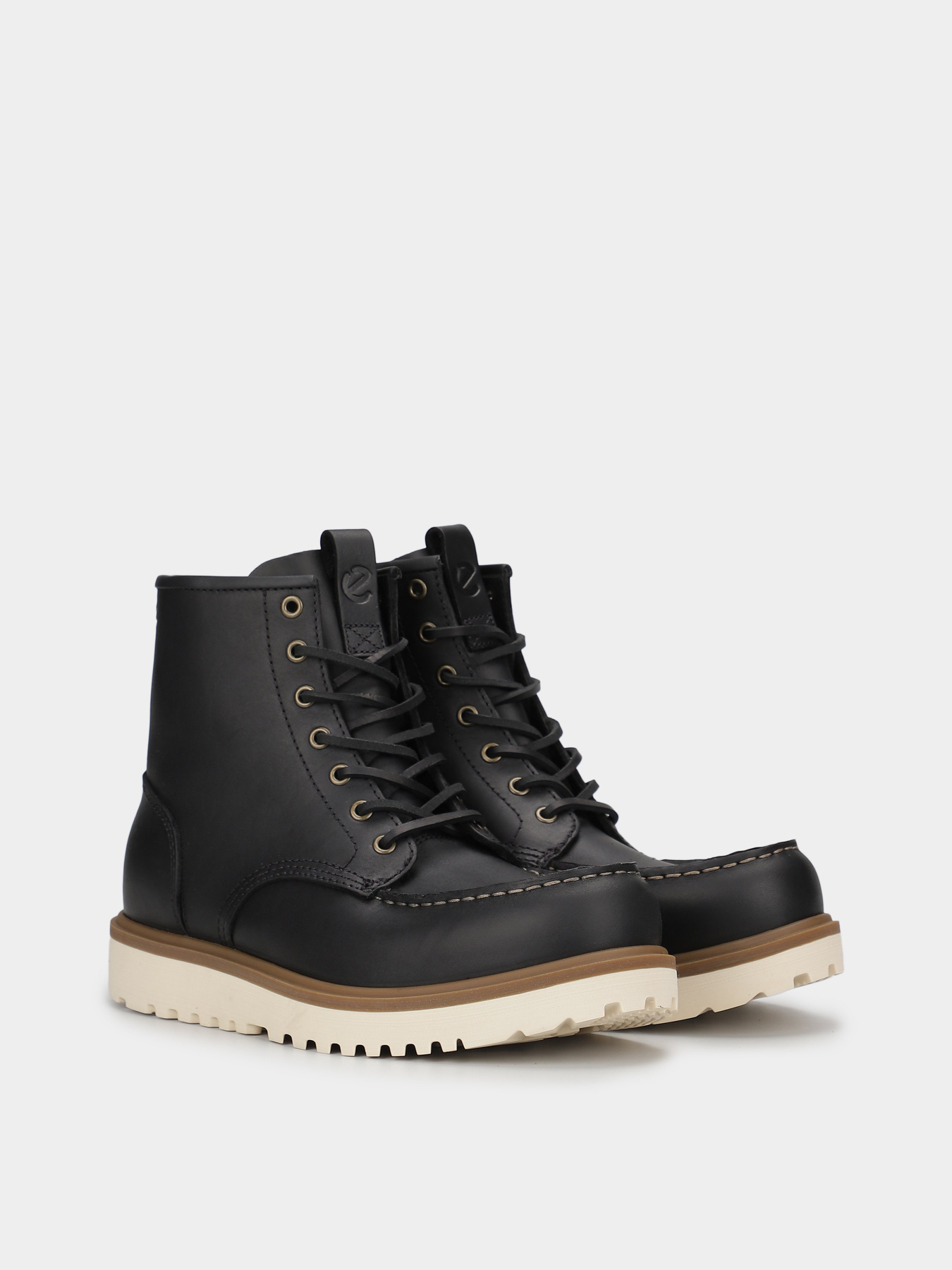 Ботинки ECCO Staker модель 21761401001 Фото