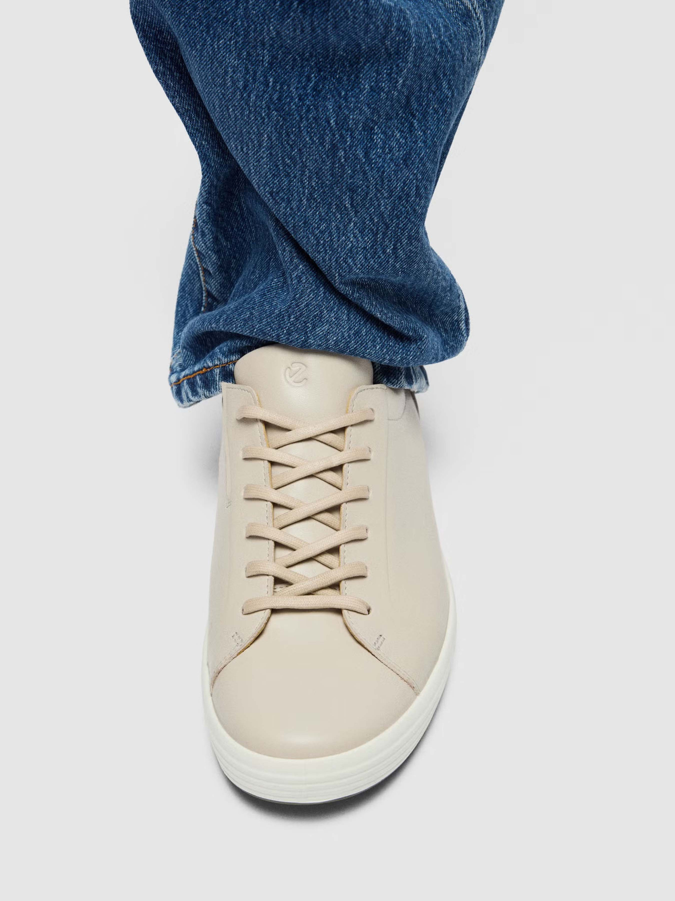 Кеди низькі ECCO Soft 7 модель 47082450104 Фото