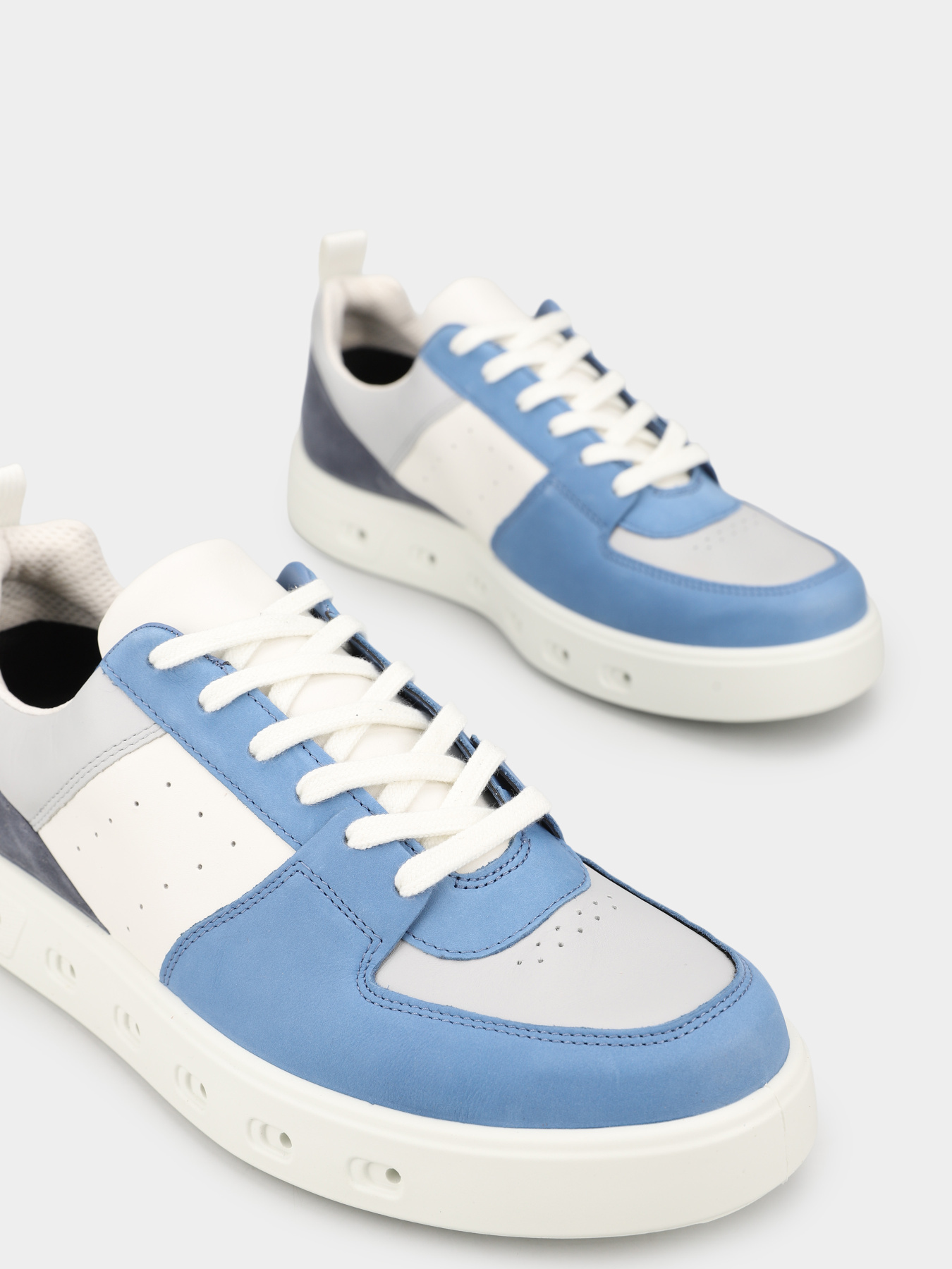 Кросівки повсякденні ECCO модель 52081461570 Фото