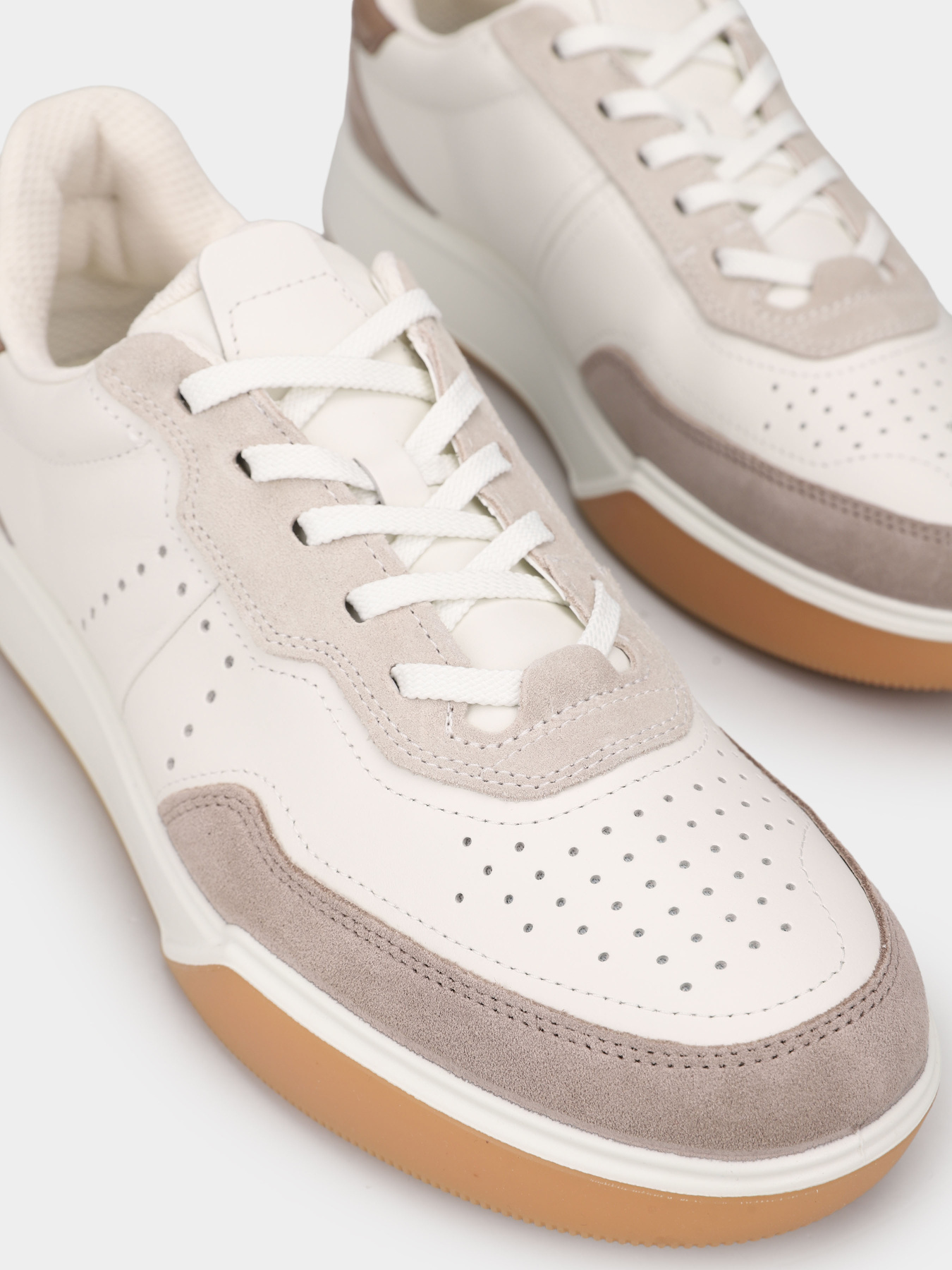 ECCO модель 53981461572 Фото