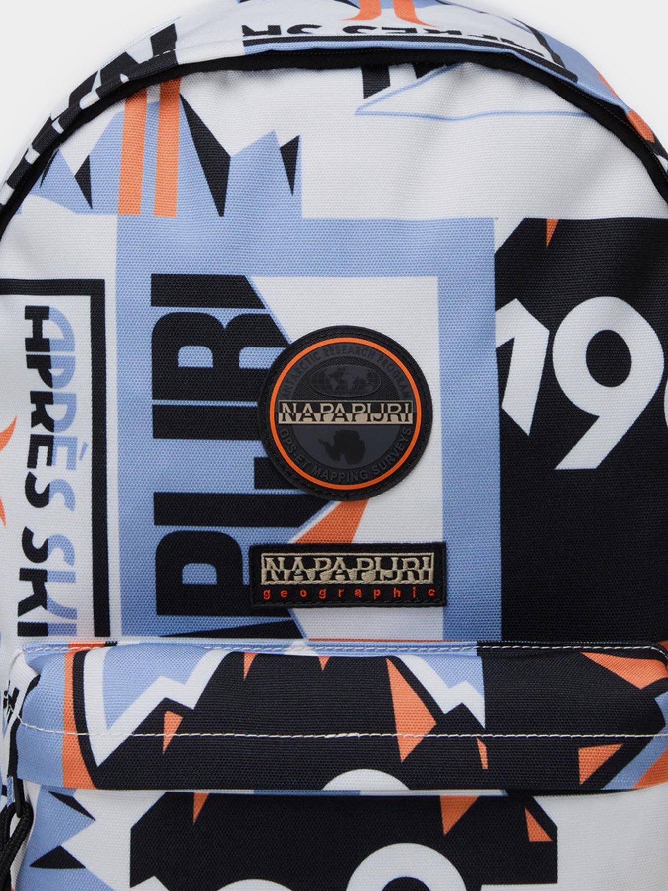 Повседневный рюкзак Napapijri Voyage Print 19.5 L модель NP0A88UEF0U1 Повседневный рюкзак Napapijri Voyage Print 19.5 L модель NP0A88UEF0U1 Фото