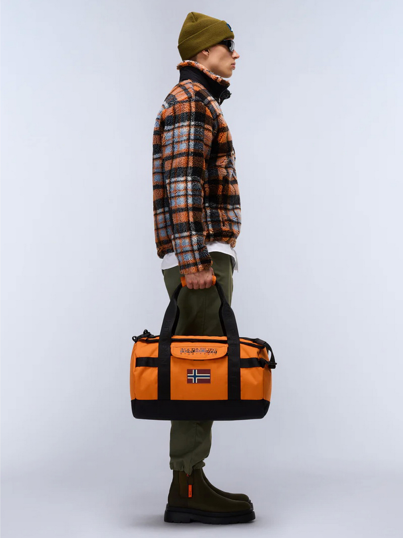 Дорожная сумка Napapijri Bering Travel Duffle Bag 24.5 L модель NP0A88ULA681 Фото